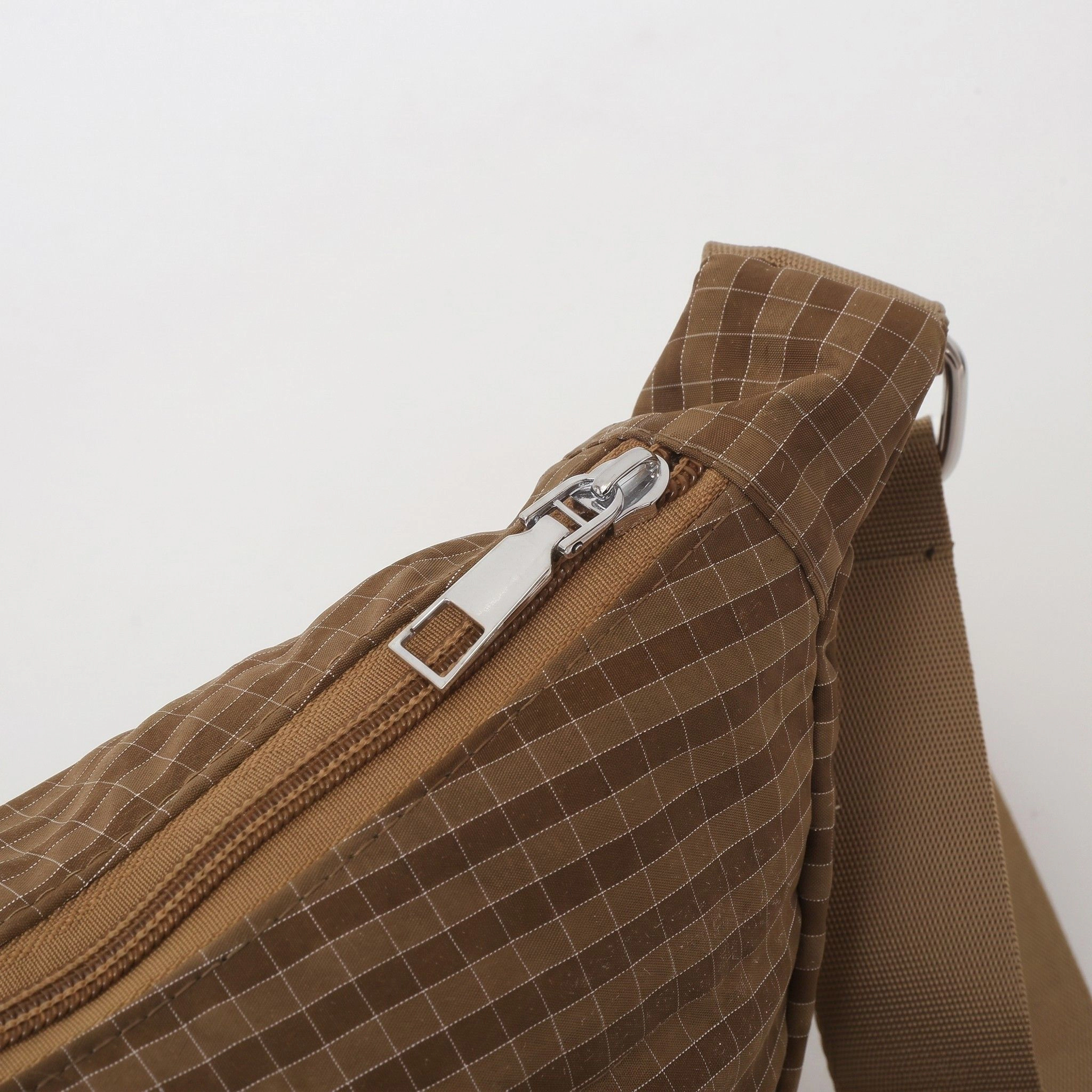 Alilang Women's Plaid Nylon Crescent Shoulder Bags with Adjustable Strap Lightweight Casual Crossbody Bag, Khaki Plaid