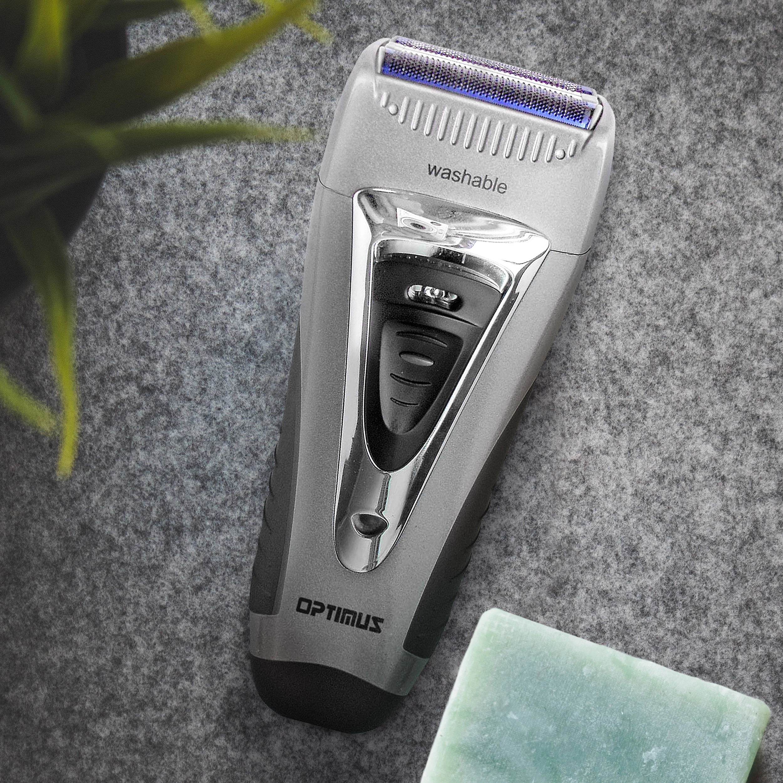 Optimus Curve Rechargeable Triple Wet/Dry Men's Shaver in Black and Silver