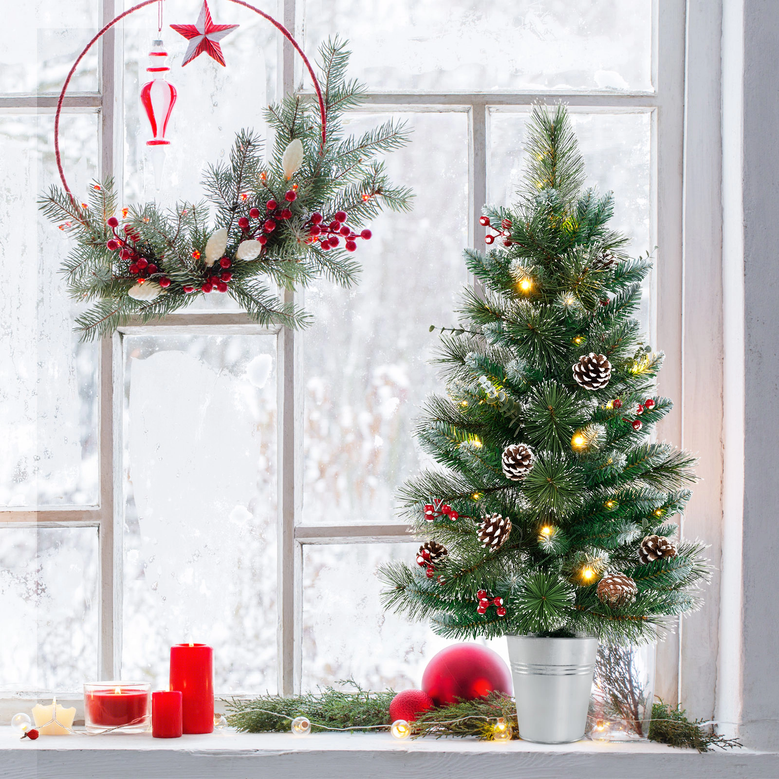 LJG 3 FT Battery-Operated Tabletop Holiday Decoration with 81 PVC and Pine Needles