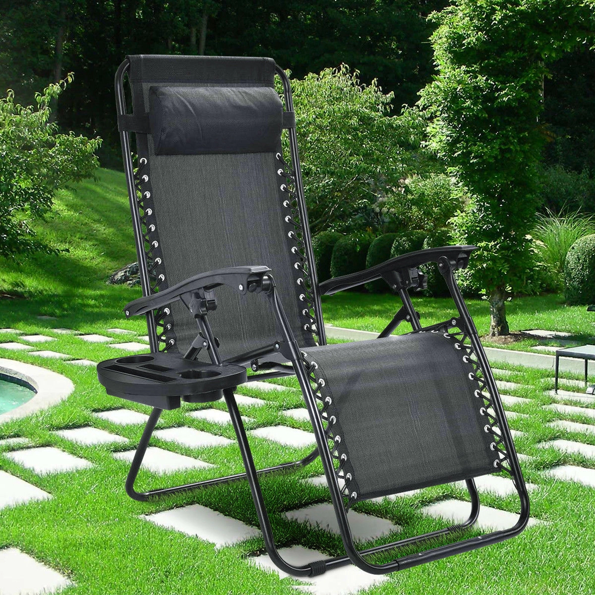 SUGIFT Outdoor Folding Zero Gravity Reclining Lounge Chair with Utility Tray 350-Lb Capacity Black