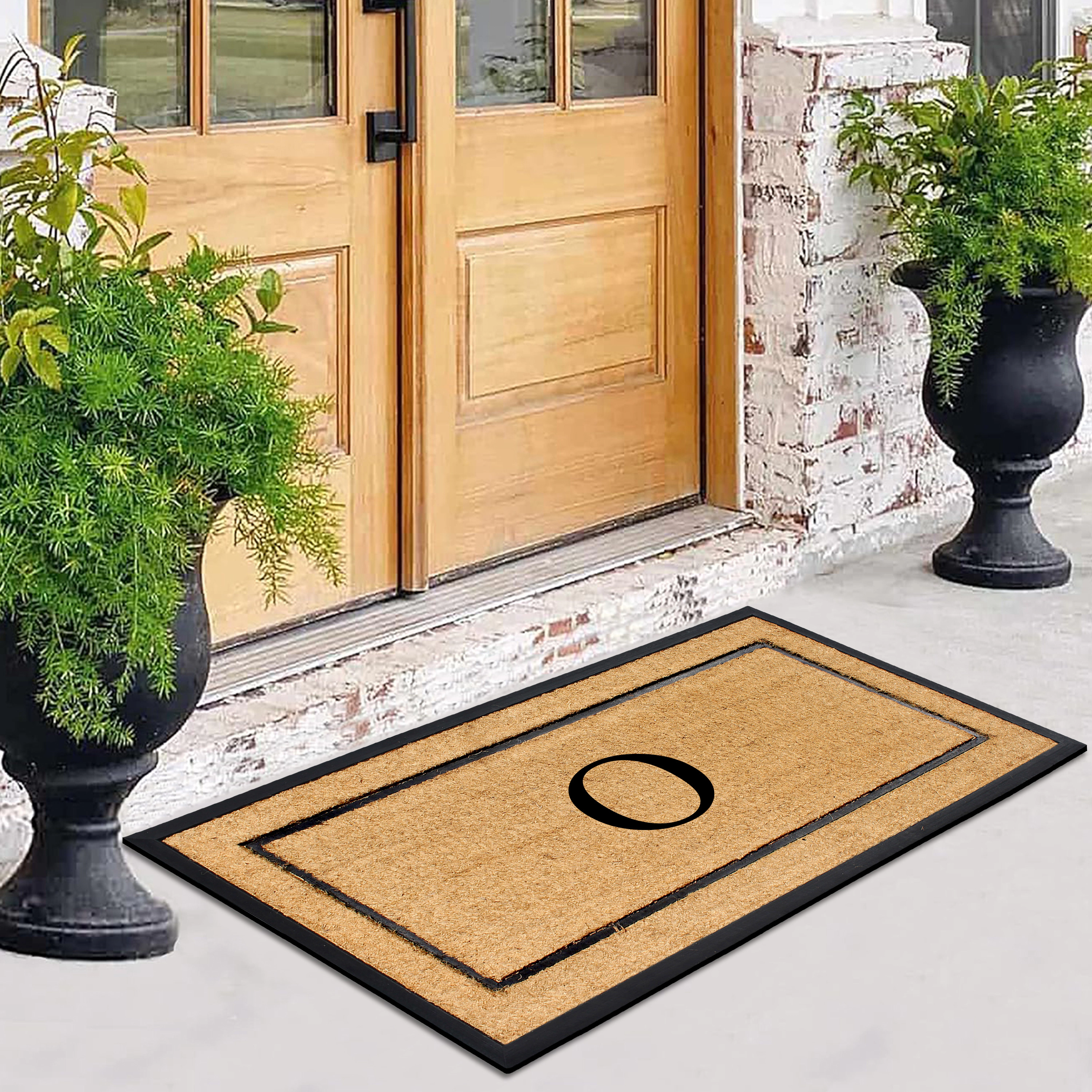 A1 Home Collections 30 in x 60 in Monogrammed Natural Coir & Rubber Heavy-Duty Front Door Mat Letter C