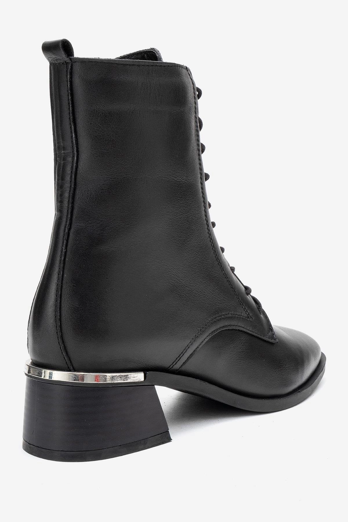 Forever & Always Womens Avia Leather Block Heel Boot
