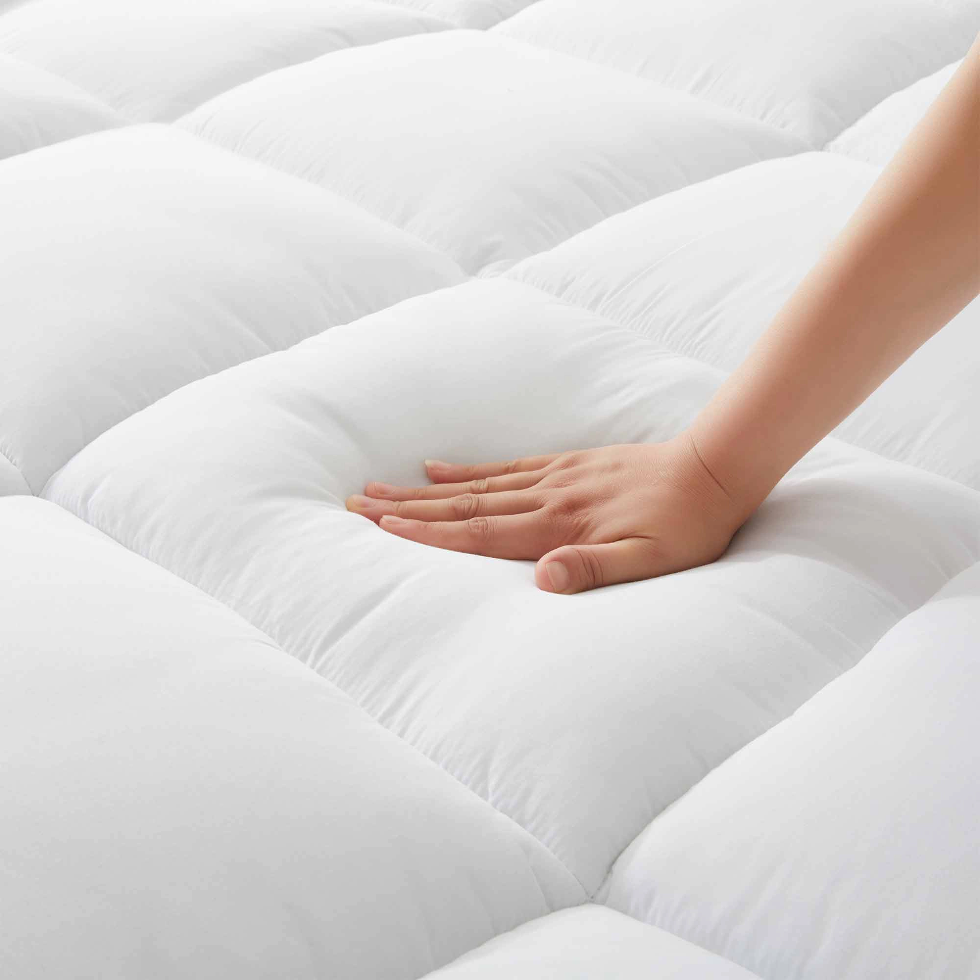 PEACE NEST 3" Plush Down Alternative Mattress Topper with Elastic Straps UP To 18inch