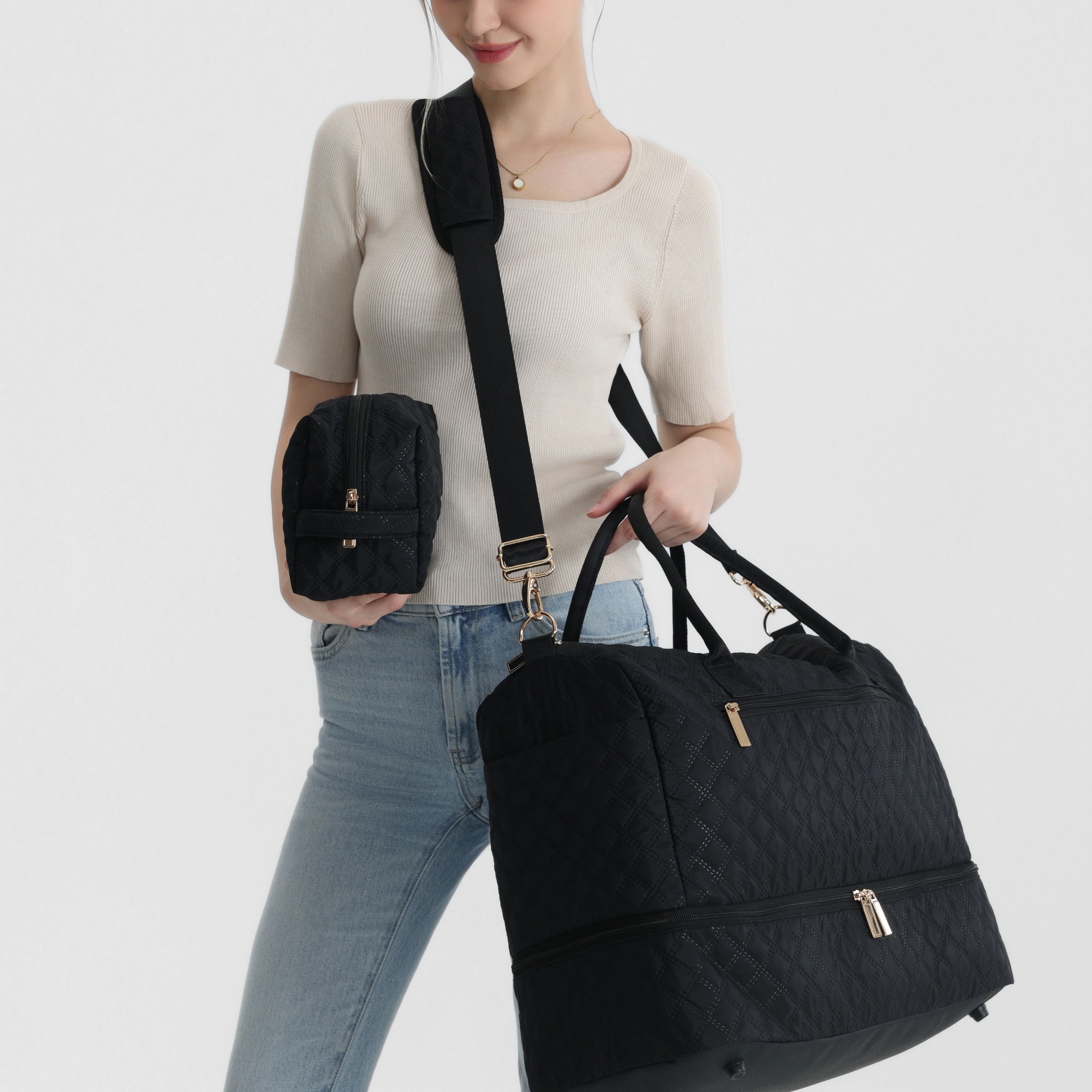 Hynes Eagle Women's Quilted Carryall Weekender Bag