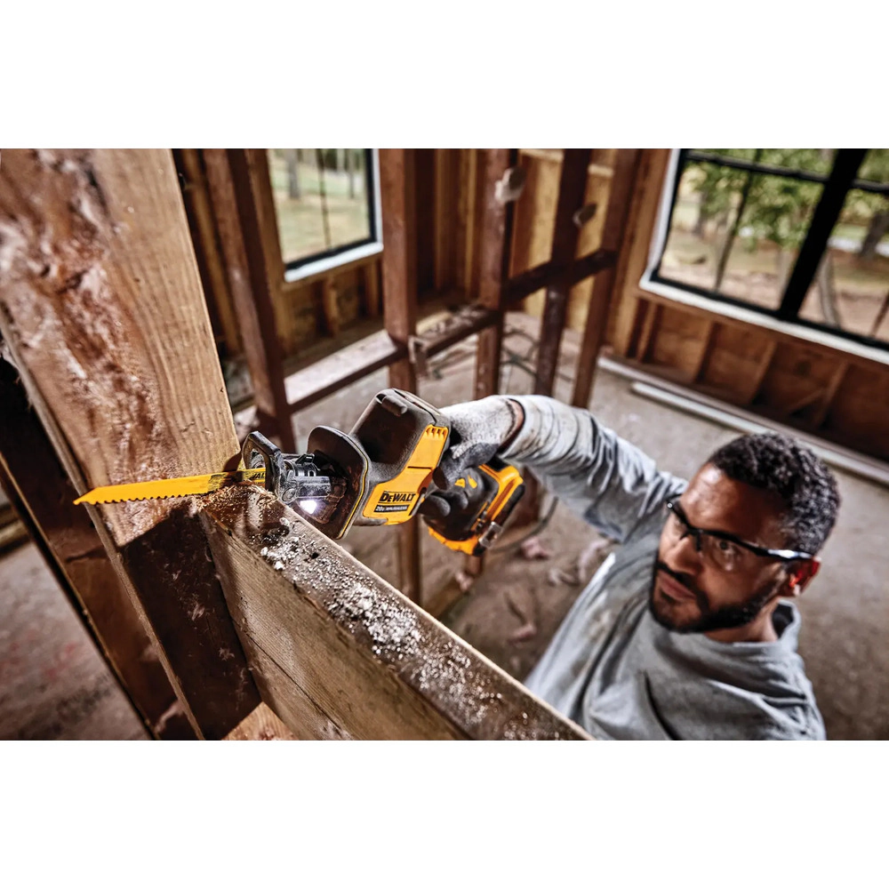 DEWALT ATOMIC 20V MAX Reciprocating Saw, One-Handed, Cordless, Tool Only (DCS369B)