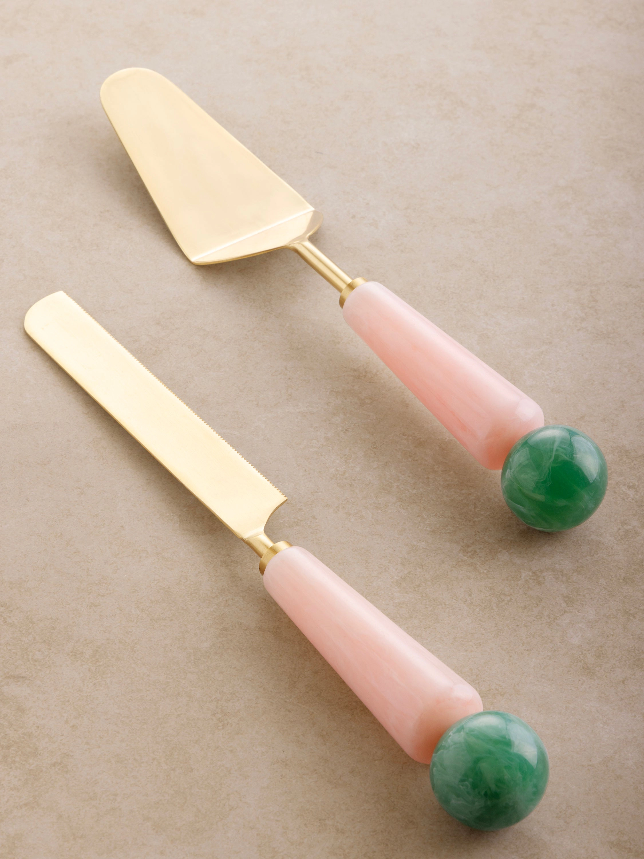 GAURI KOHLI Copenhagen Cake Servers