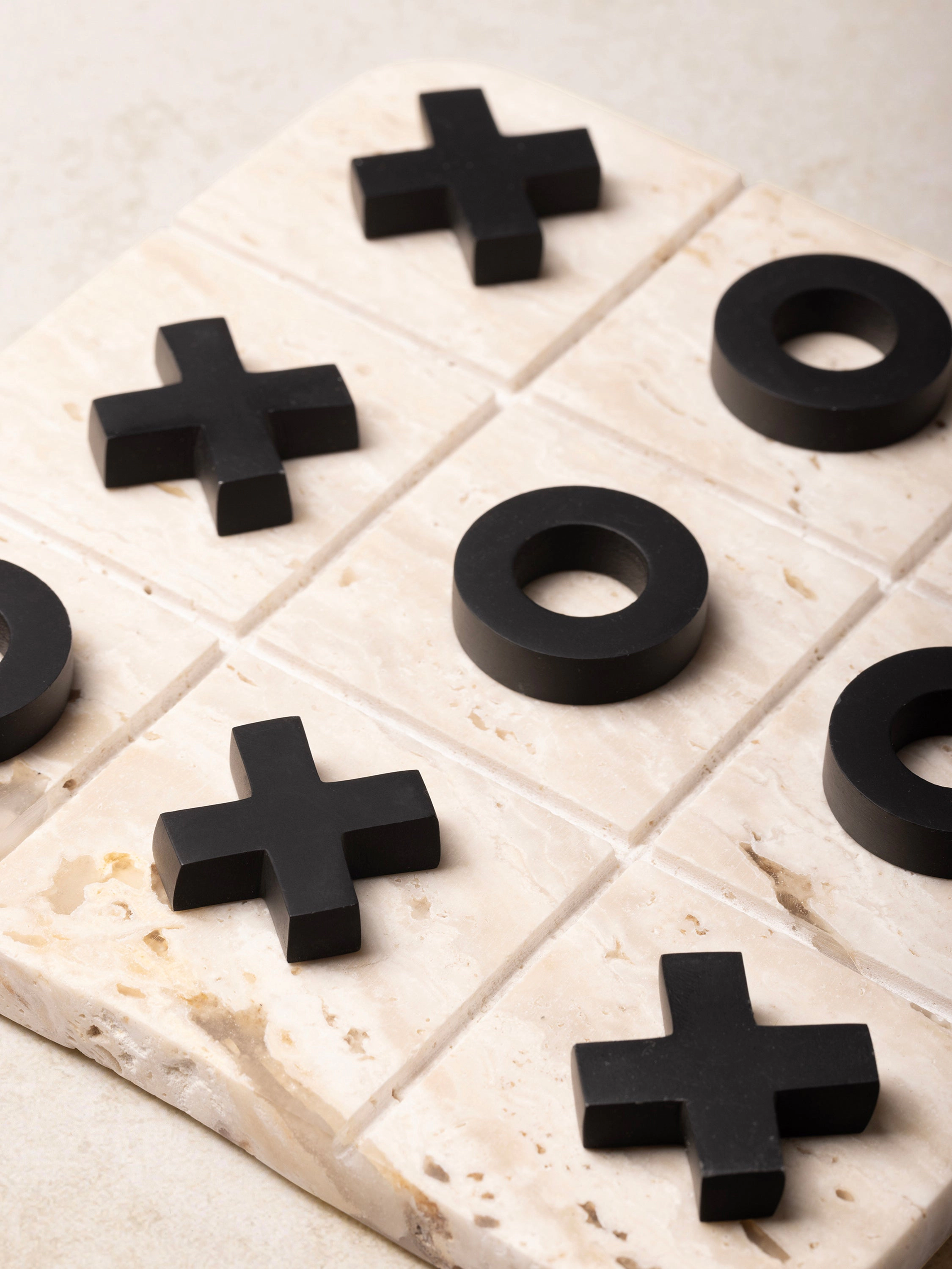 GAURI KOHLI Monty Marble Tic Tac Toe Set