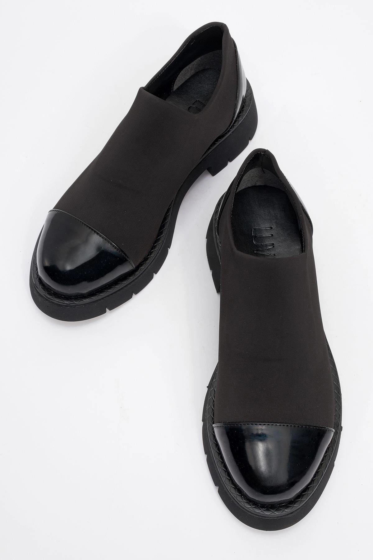 Prologue Shoes Womens Panola Scuba Loafer