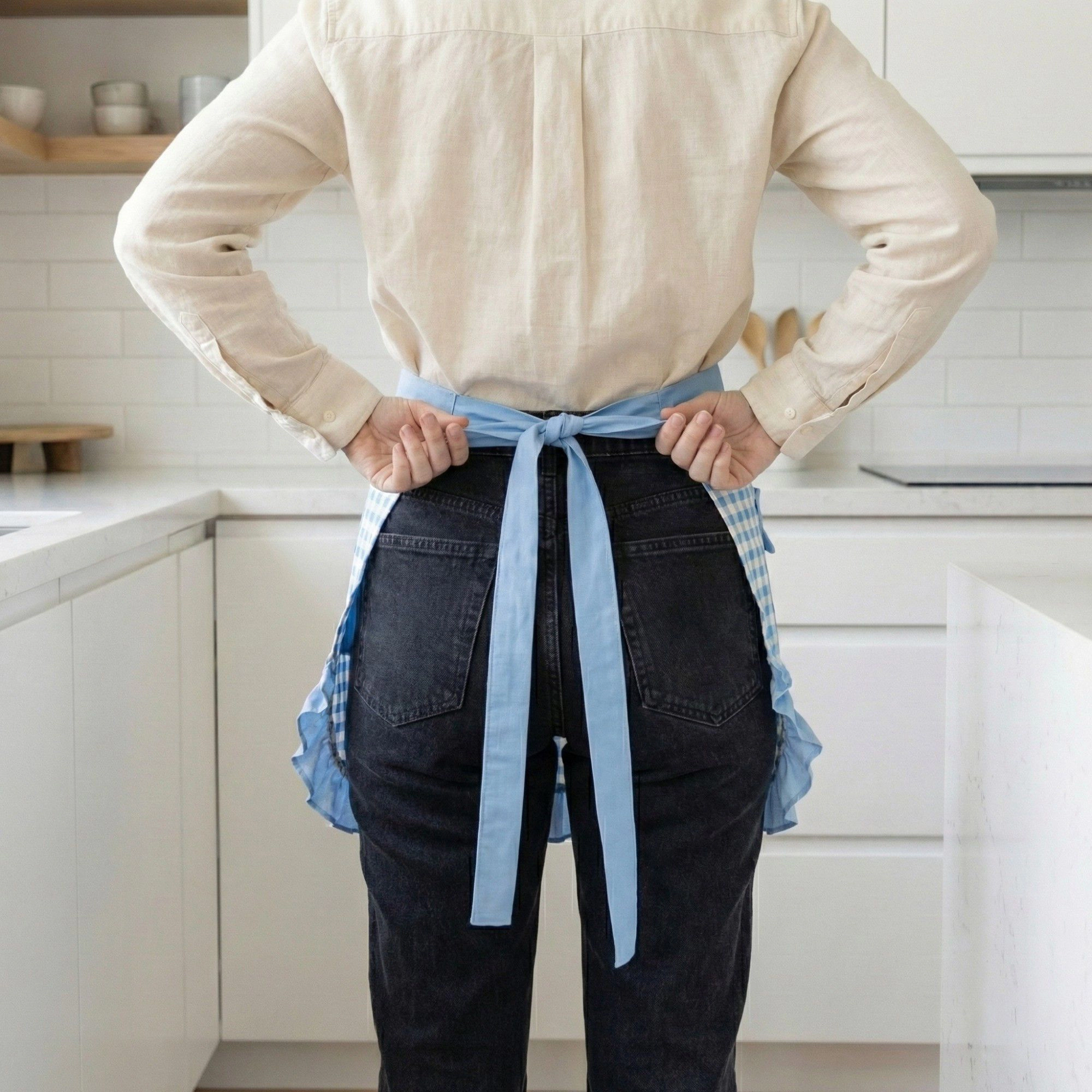 Alilang Women Gingham Kitchen Apron with Ruffle Trim Adjustable Waist Ties Bow Pocket Details and Front Coverage