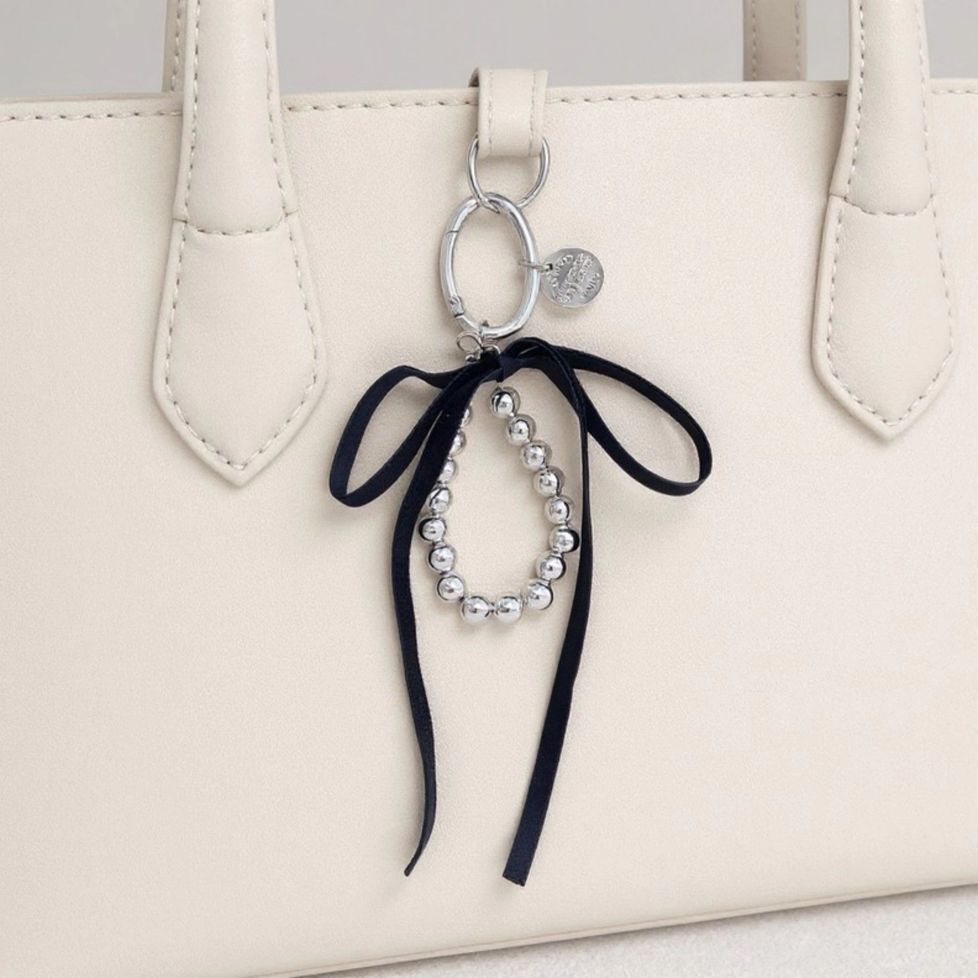Alilang Women's Silver Bead Charm Keychain with Velvet Ribbon Bow