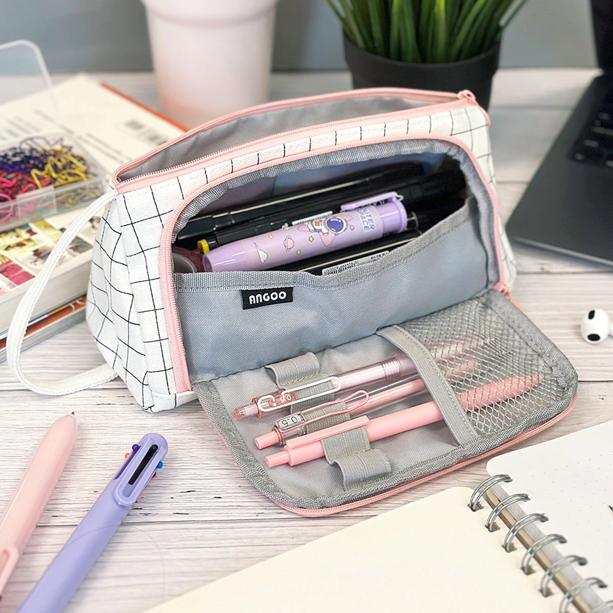 Wrapables Large Capacity Portable Pencil Pouch for Office Supplies, Pink & White