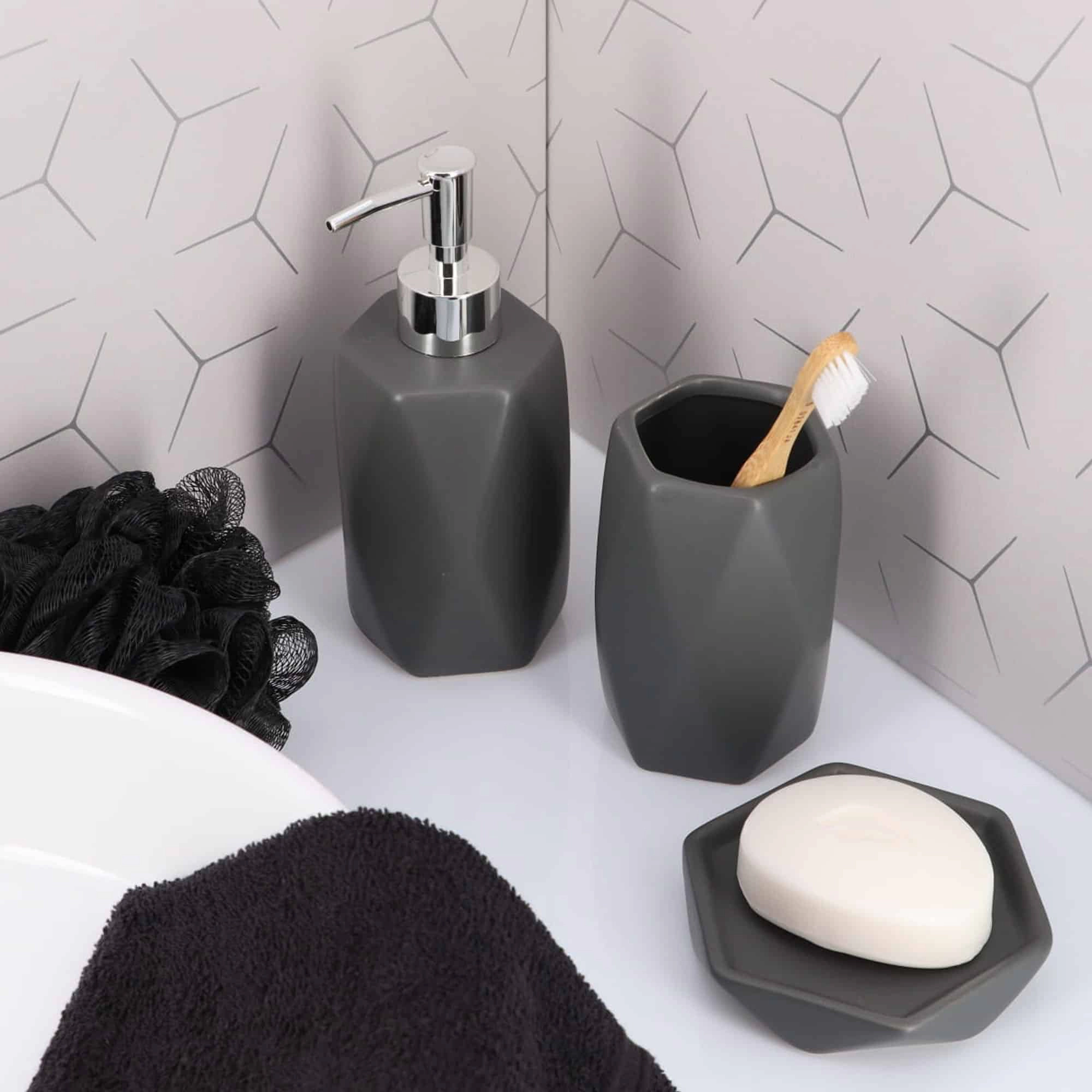 Evideco French Home Goods Diamond Faceted Stoneware Soap Dispenser, Matte Gray