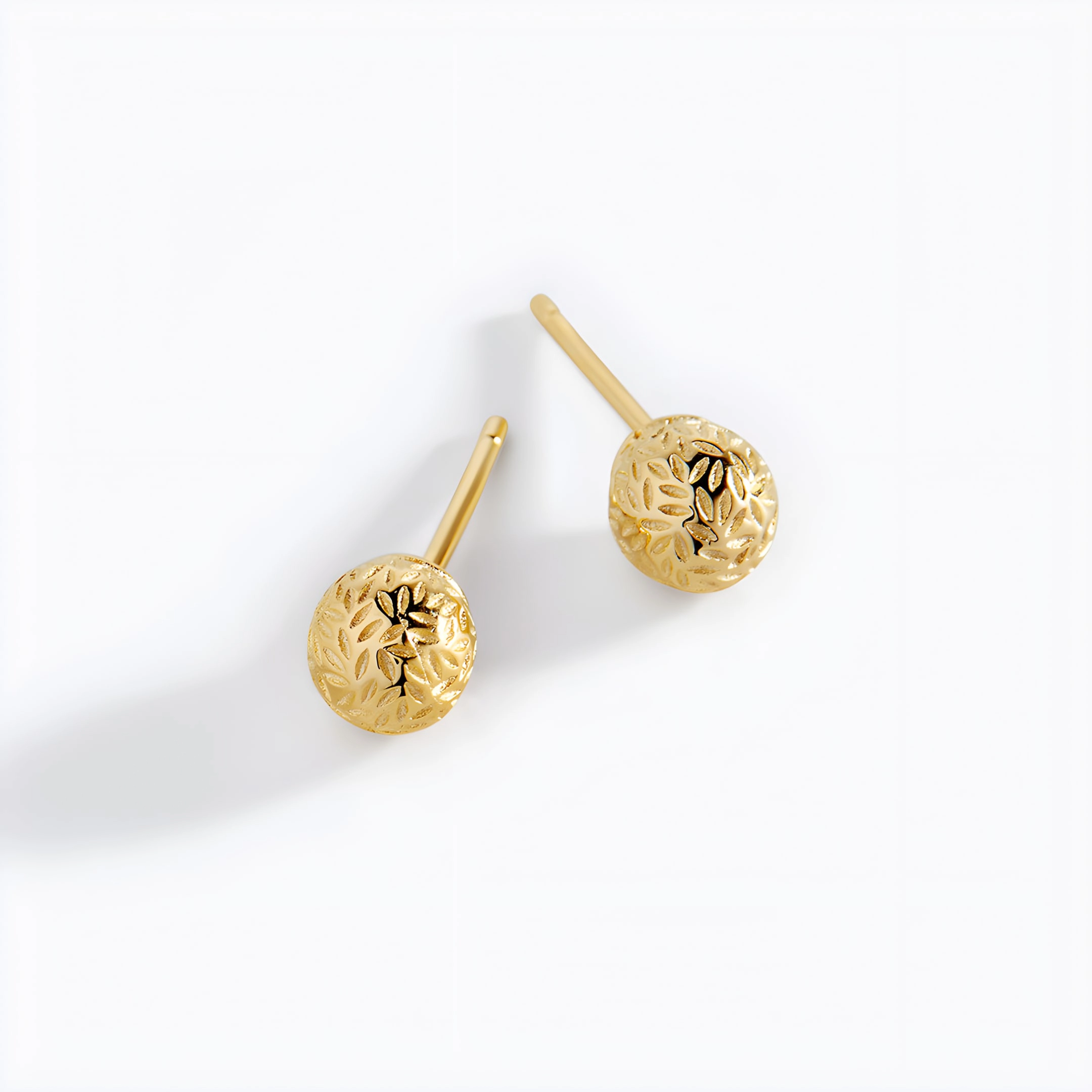 Mint & Lily Women's Textured Ball Stud Earrings