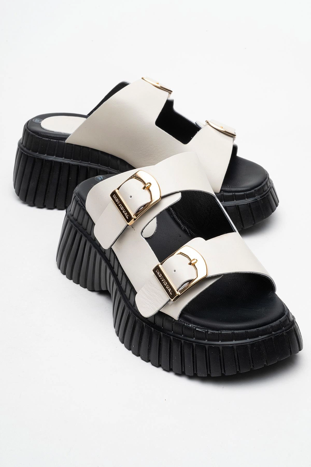 Forever & Always Womens Joanes Leather Two-Strap Platform Sandals