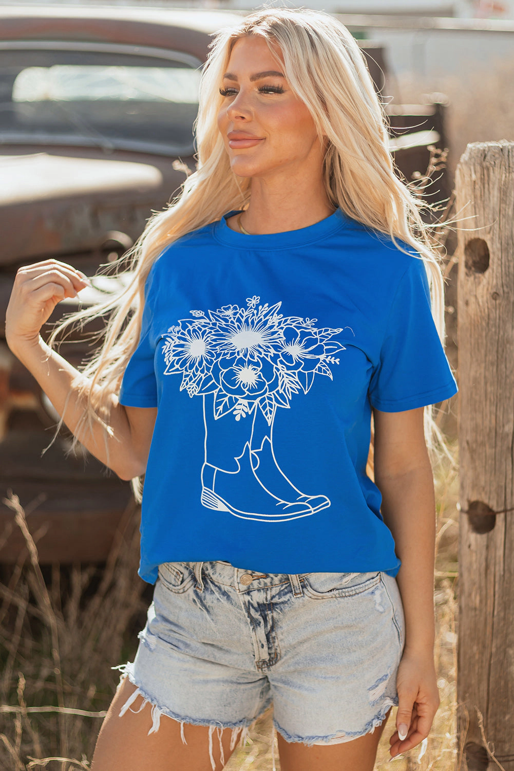 Threaded Pear Women's Sunflower Boots Western Fashion Tee