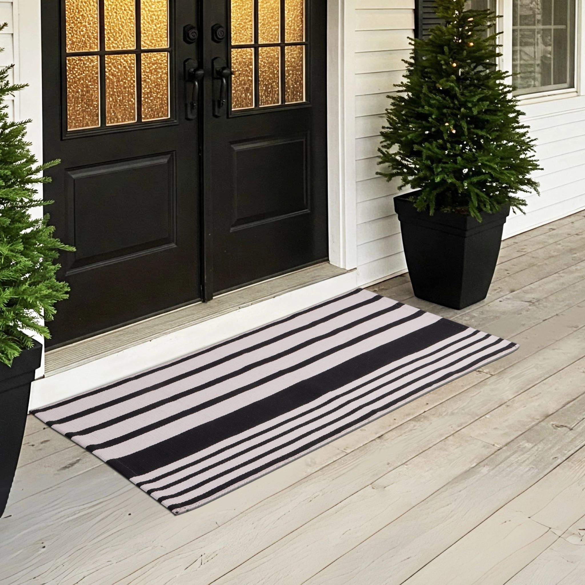 A1 Home Collections 24 x 51 Hand Woven Black and White Striped Cotton Layering Rug, Machine Washable