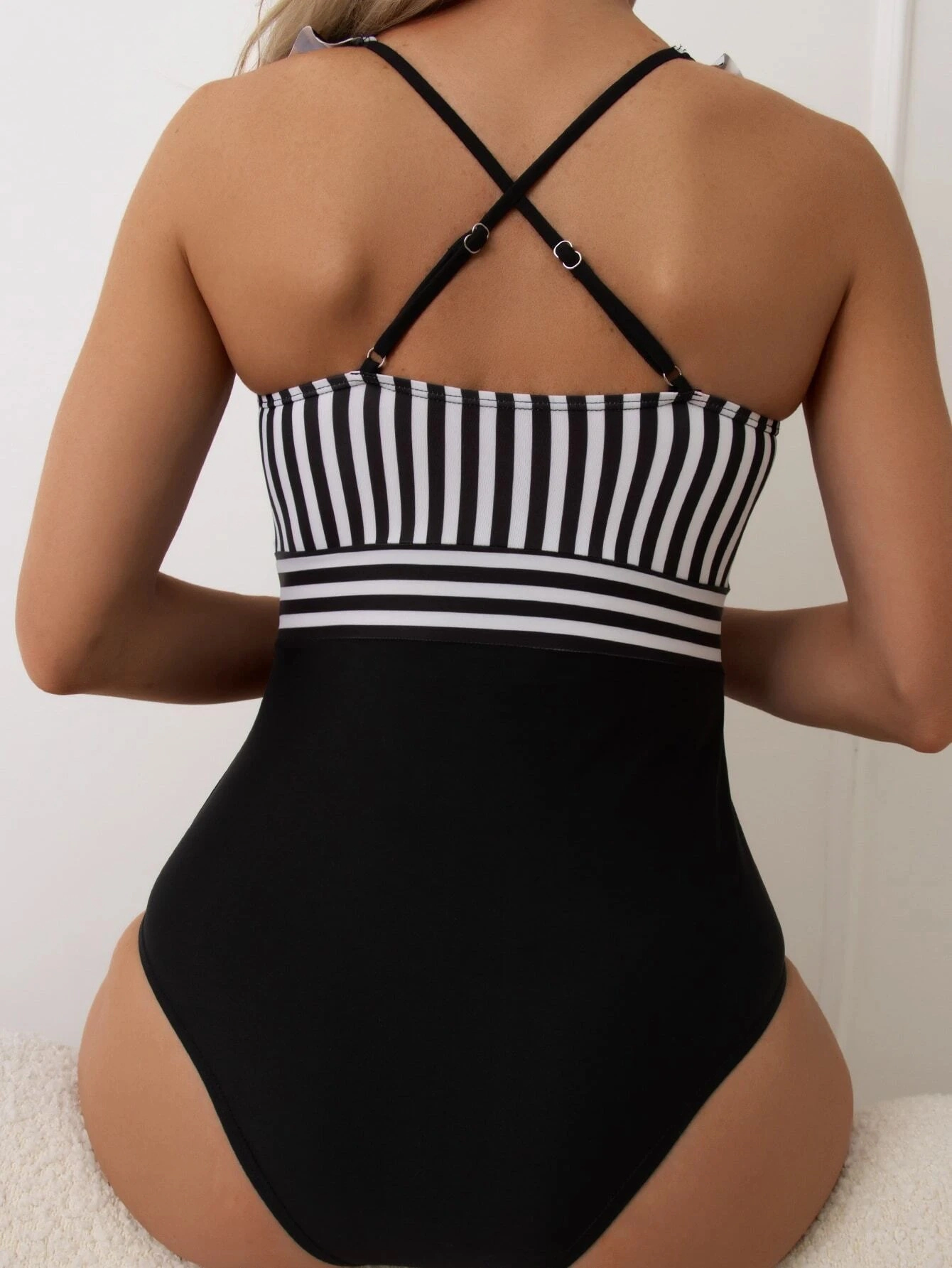 Women's Underwire Tankini Top Twist V Neck Push Up Swim Ruched Bathing Suit