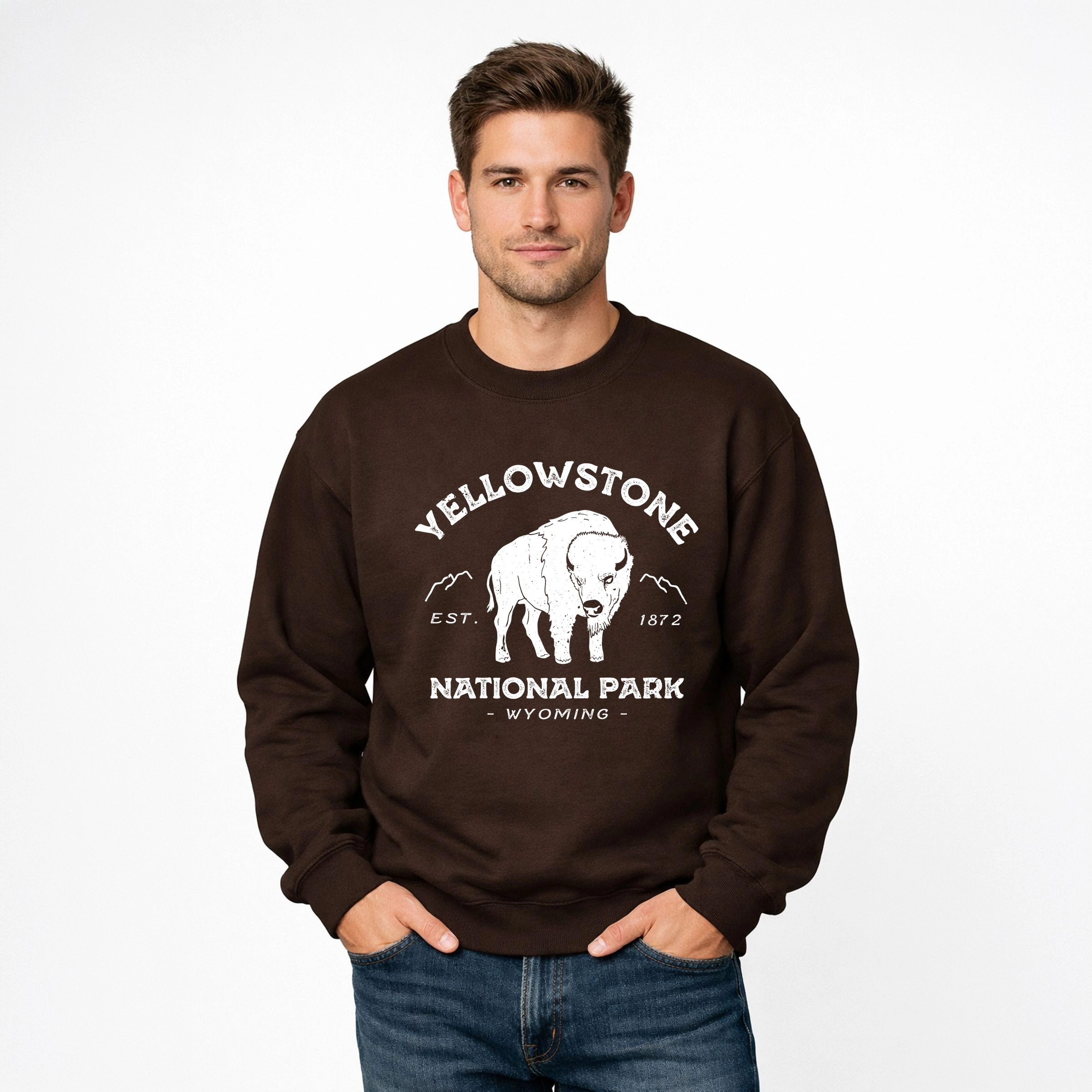 Simply Sage Market - Vintage Yellowstone National Park Men's Graphic Sweatshirt