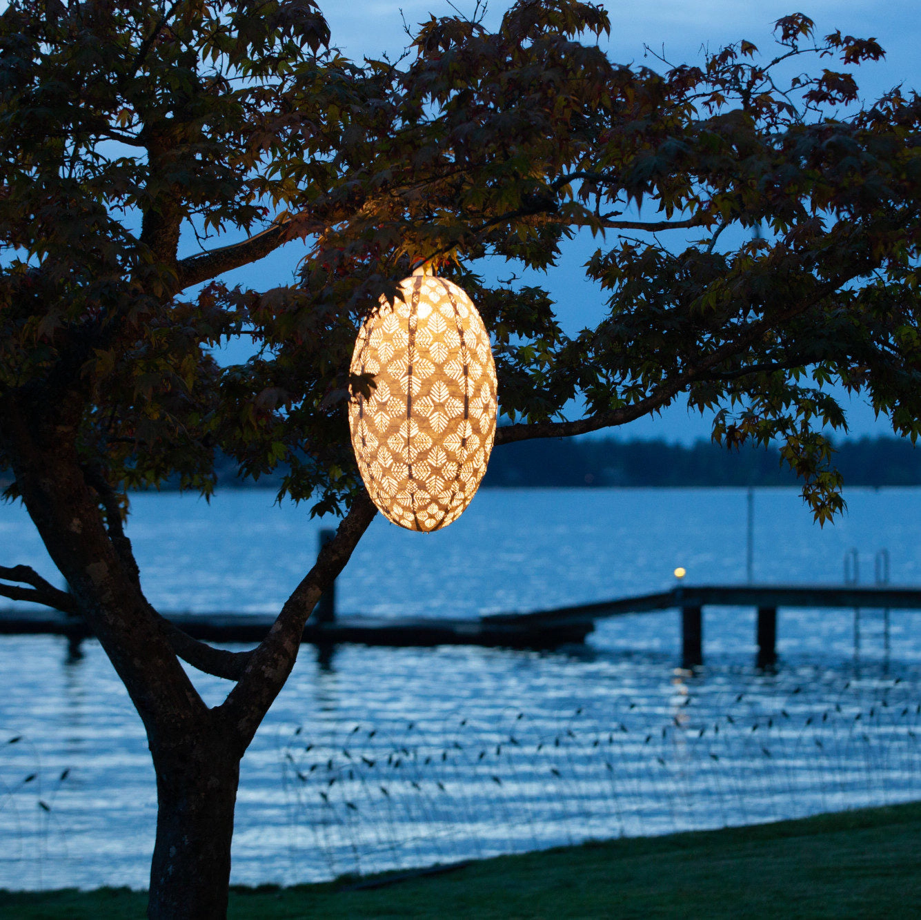 Allsop Home & Garden Soji Stella Nova Geo Palm Pod 22 Indoor Outdoor Pendant Lamp 120V
