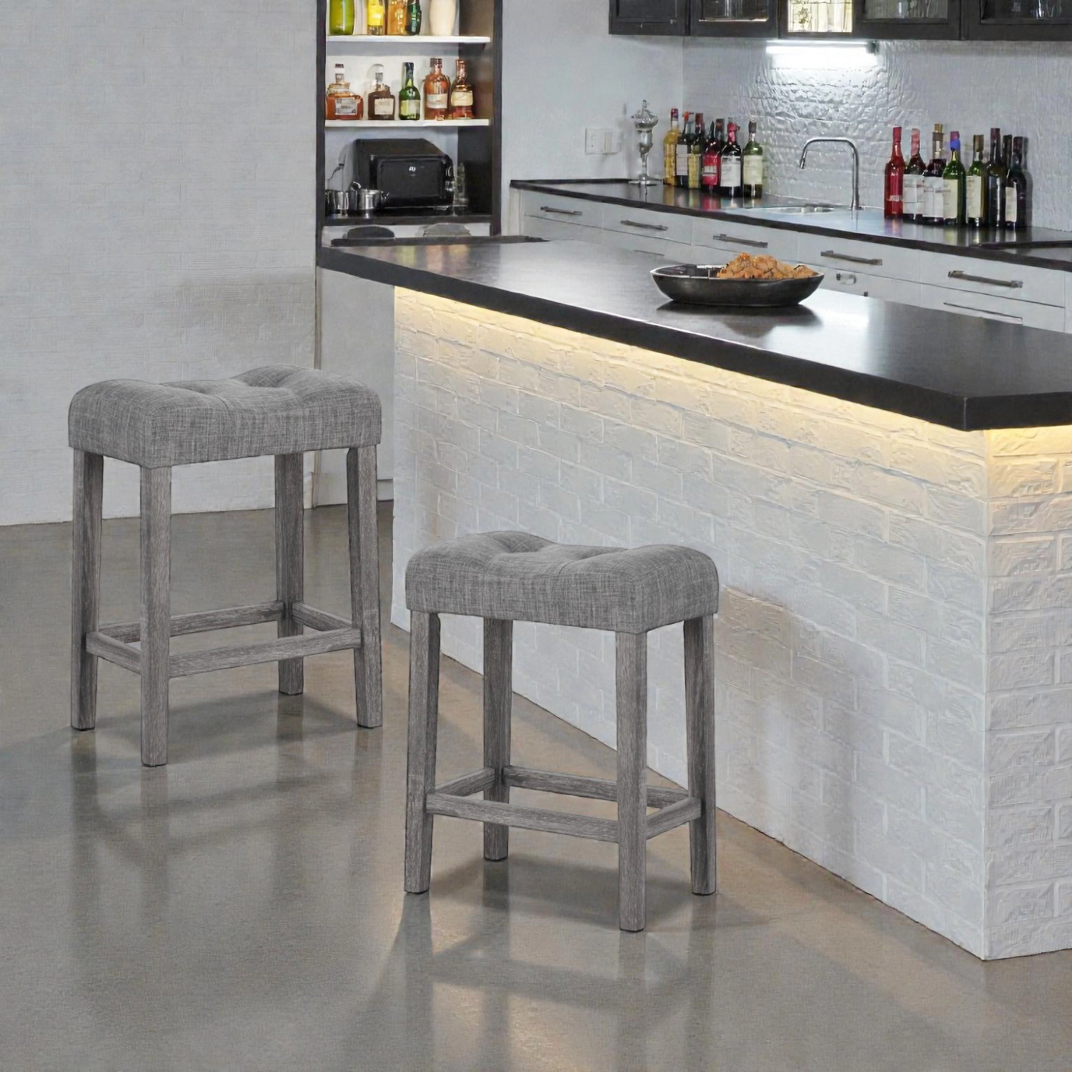 Hivvago Set of 2 Saddle-Seat Bar Stools with Padded Cushions