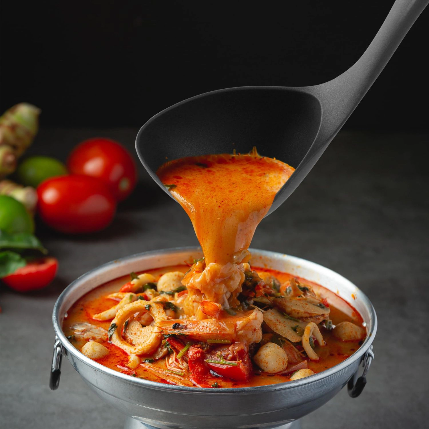 Zulay Kitchen Soup Ladle – Ergonomic, Heat-Resistant & Versatile for Serving Soup, Chili, Gravy More
