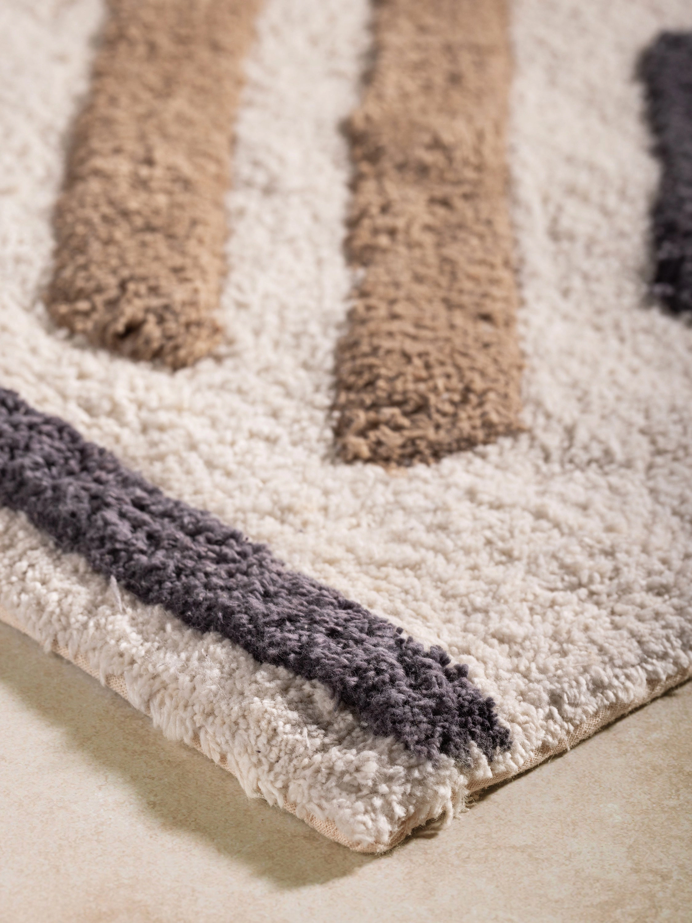GAURI KOHLI Sitara Bath Mat