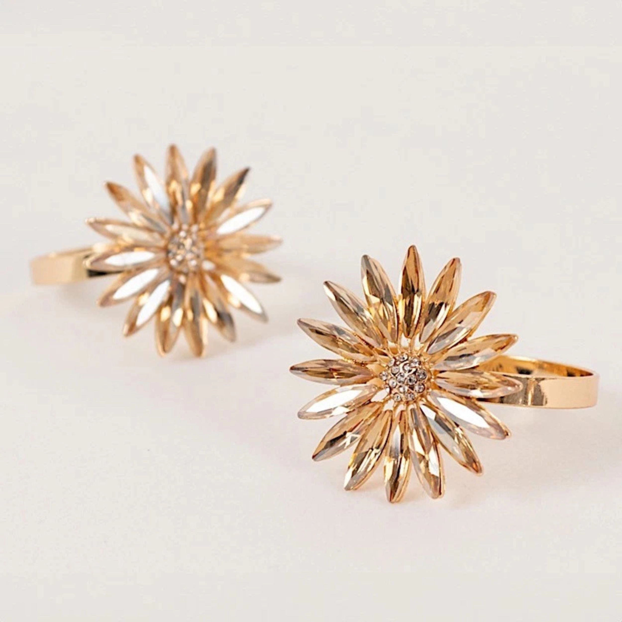 Home Collection 1.75-Inch Floral Rhinestone Metal Napkin Rings-Set of 4