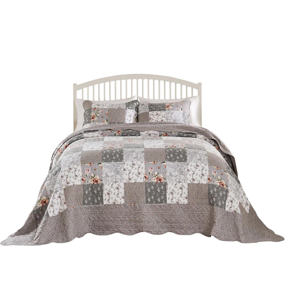 Barefoot Bungalow Giulia Luxurious Modern Design 3 Piece s Bedspread Set