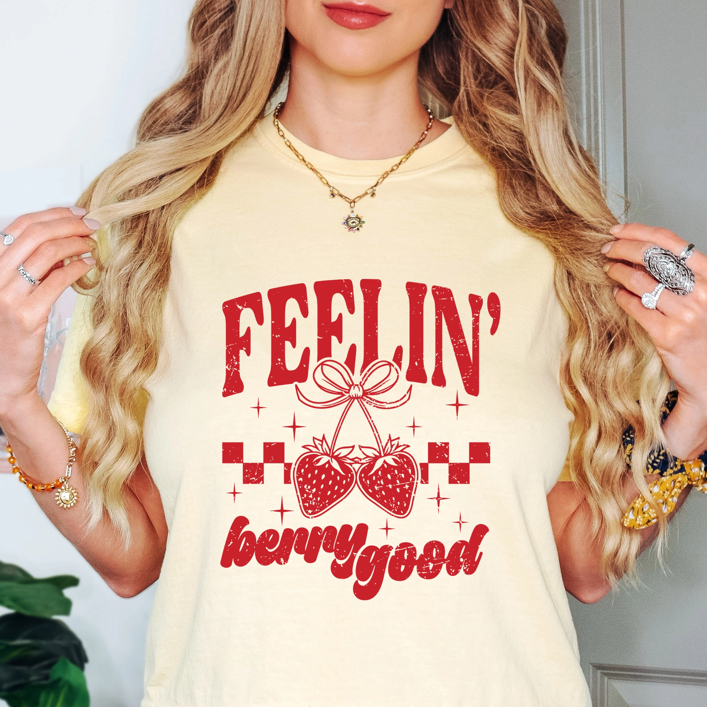 Simply Sage Market - Feelin' Berry Good Checkered Women's Boxy Crop Top Graphic T-Shirt