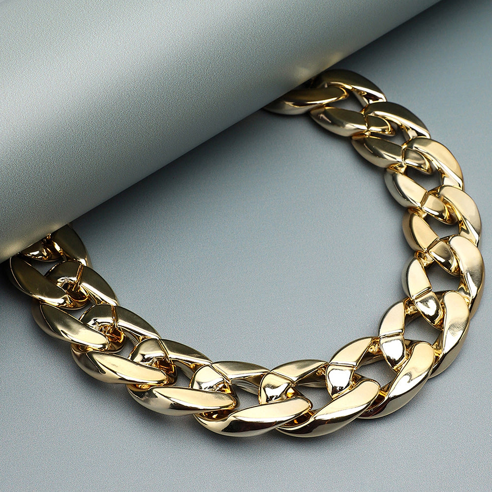 SOHI Women's Golden Necklace
