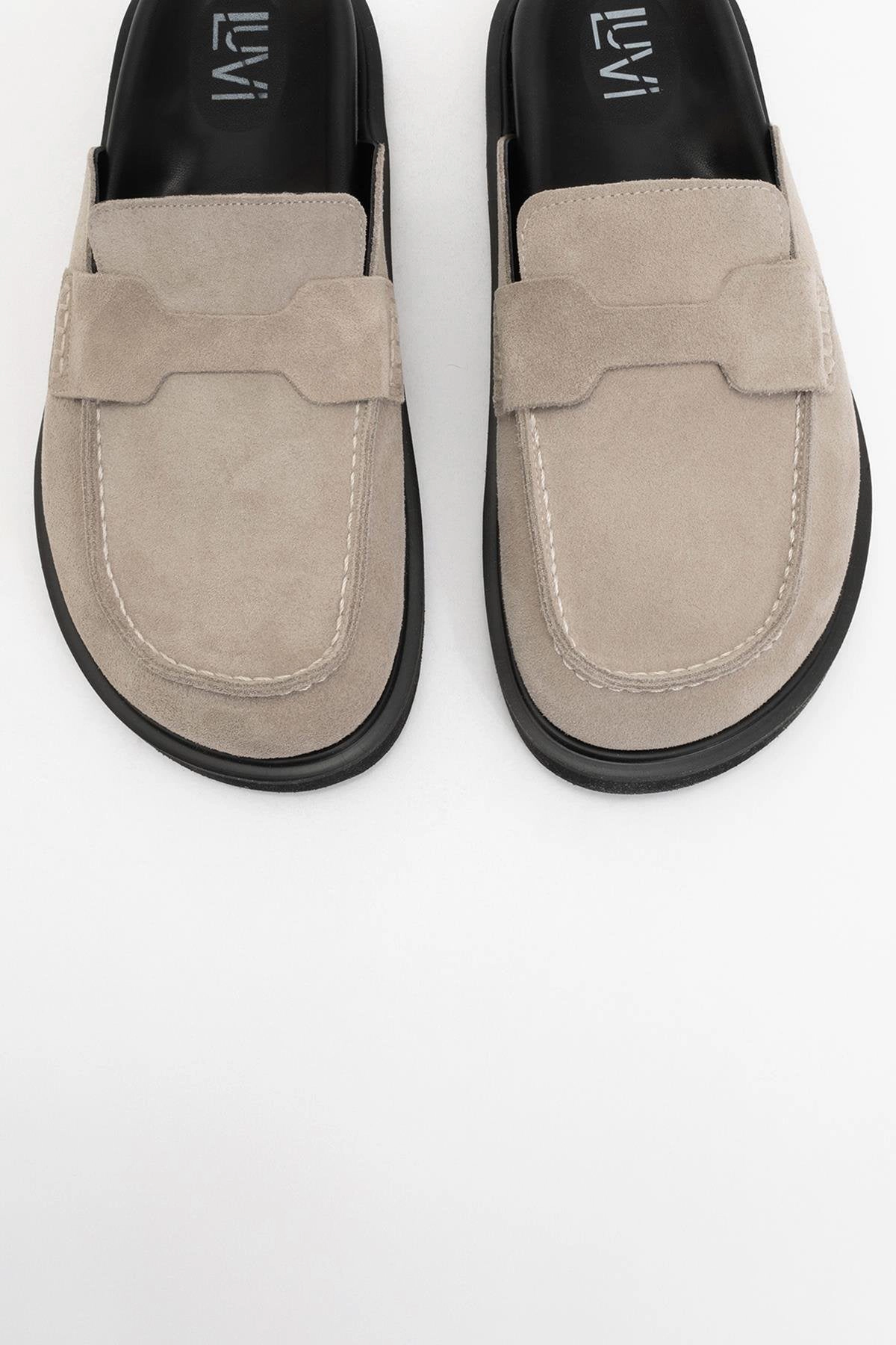 Forever & Always Womens Laven Suede Leather Mules