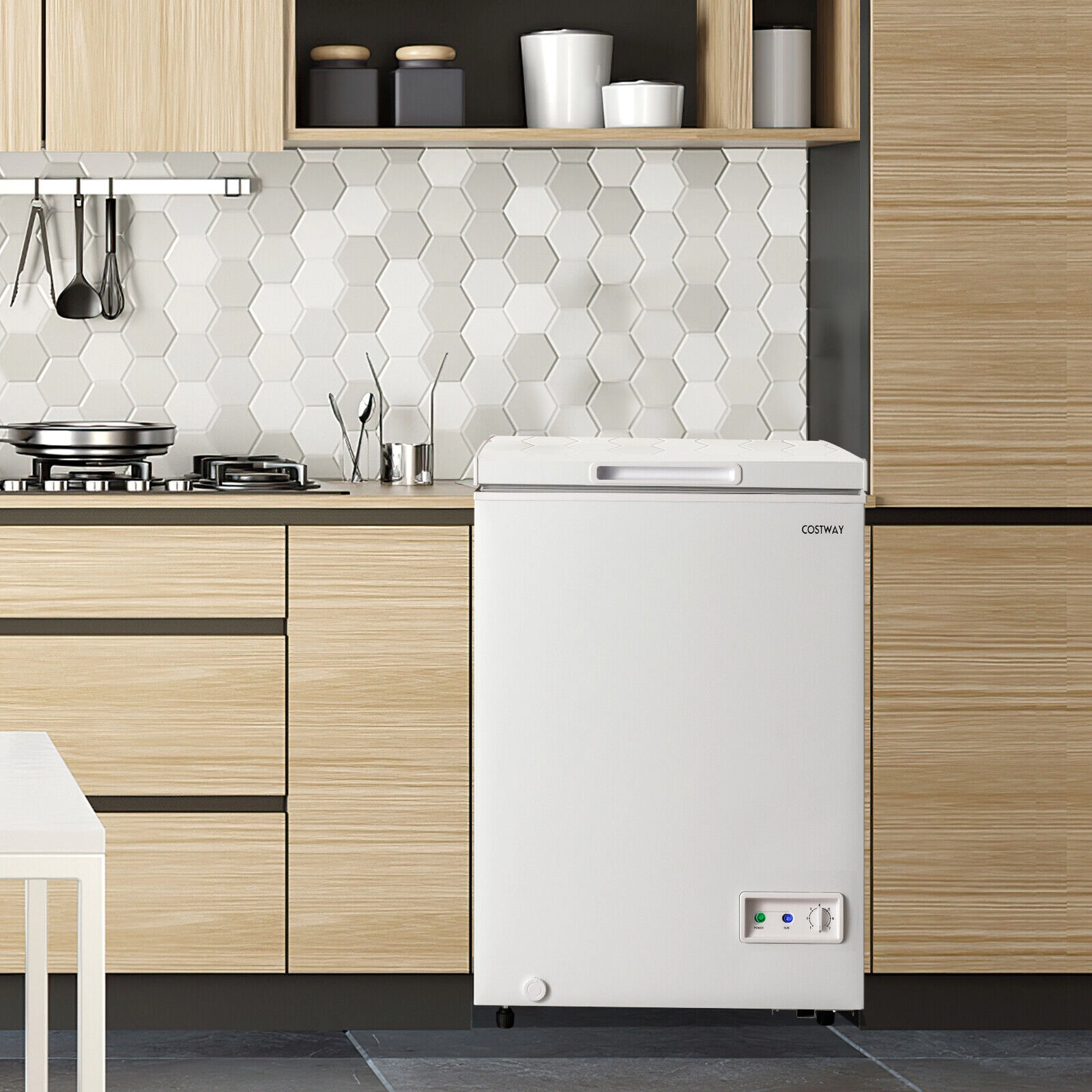 SUGIFT White 3.5-Cu-Ft Compact Chest Freezer with Removable Wire Basket and Flip-Open Lid 7 Temperature Settings