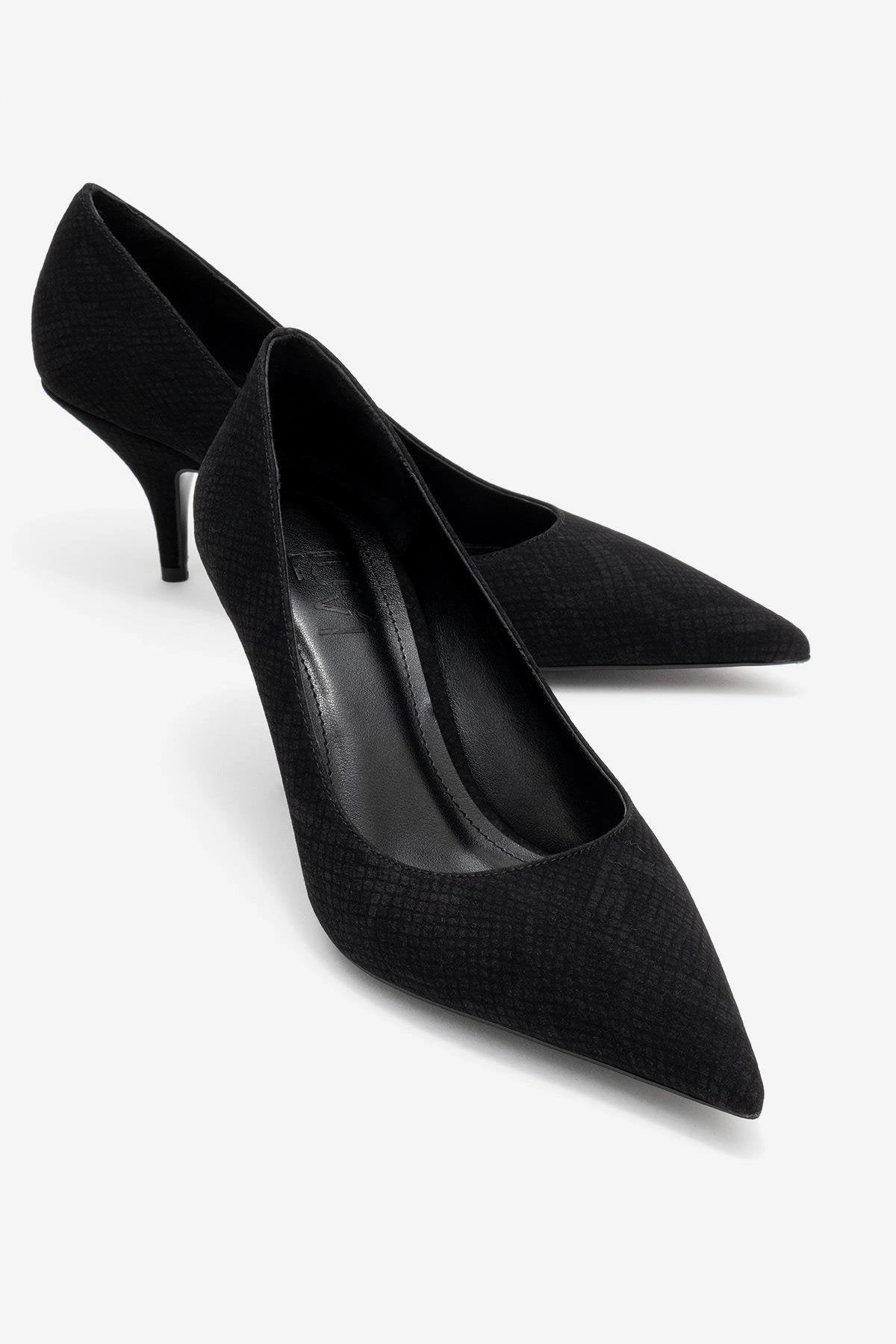 Prologue Shoes Womens Marcus Pointed Toe Pump