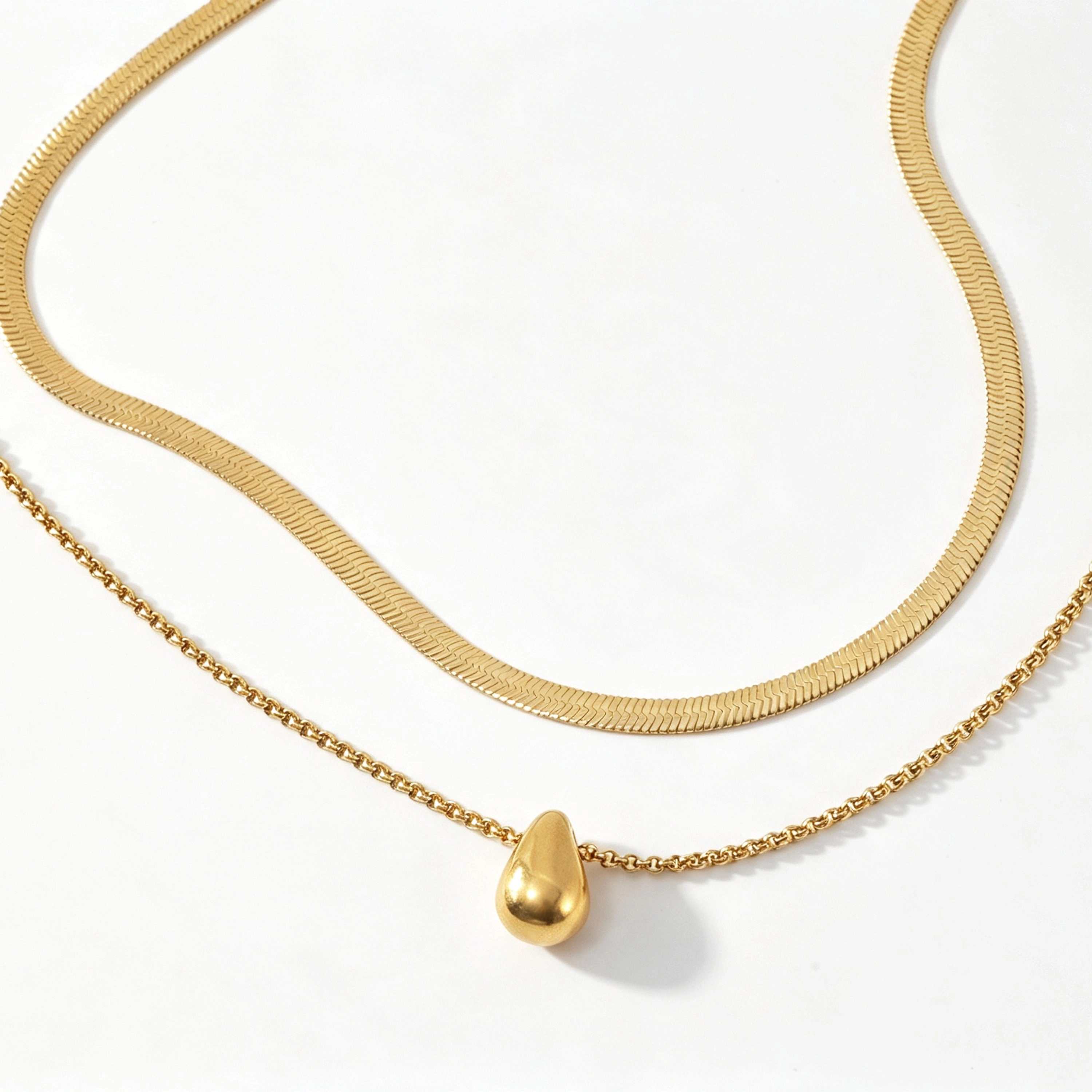 Mint & Lily Women's Seraphina Necklace Set