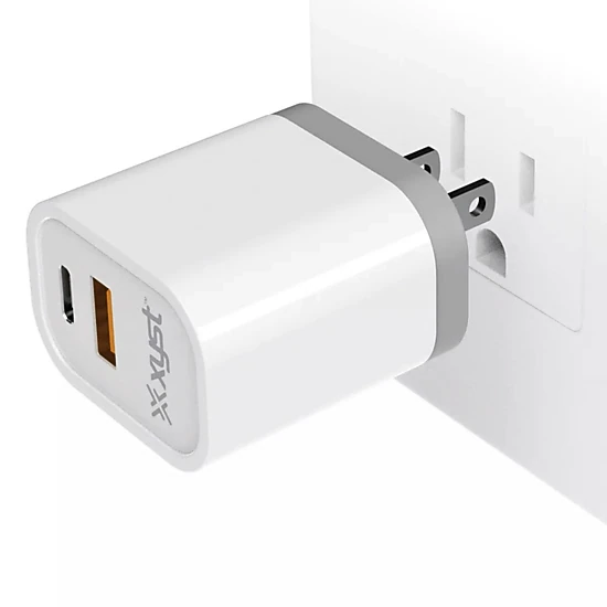Xyst 3.4-Amp Dual USB Wall Charger with USB Port and USB Type-C Port
