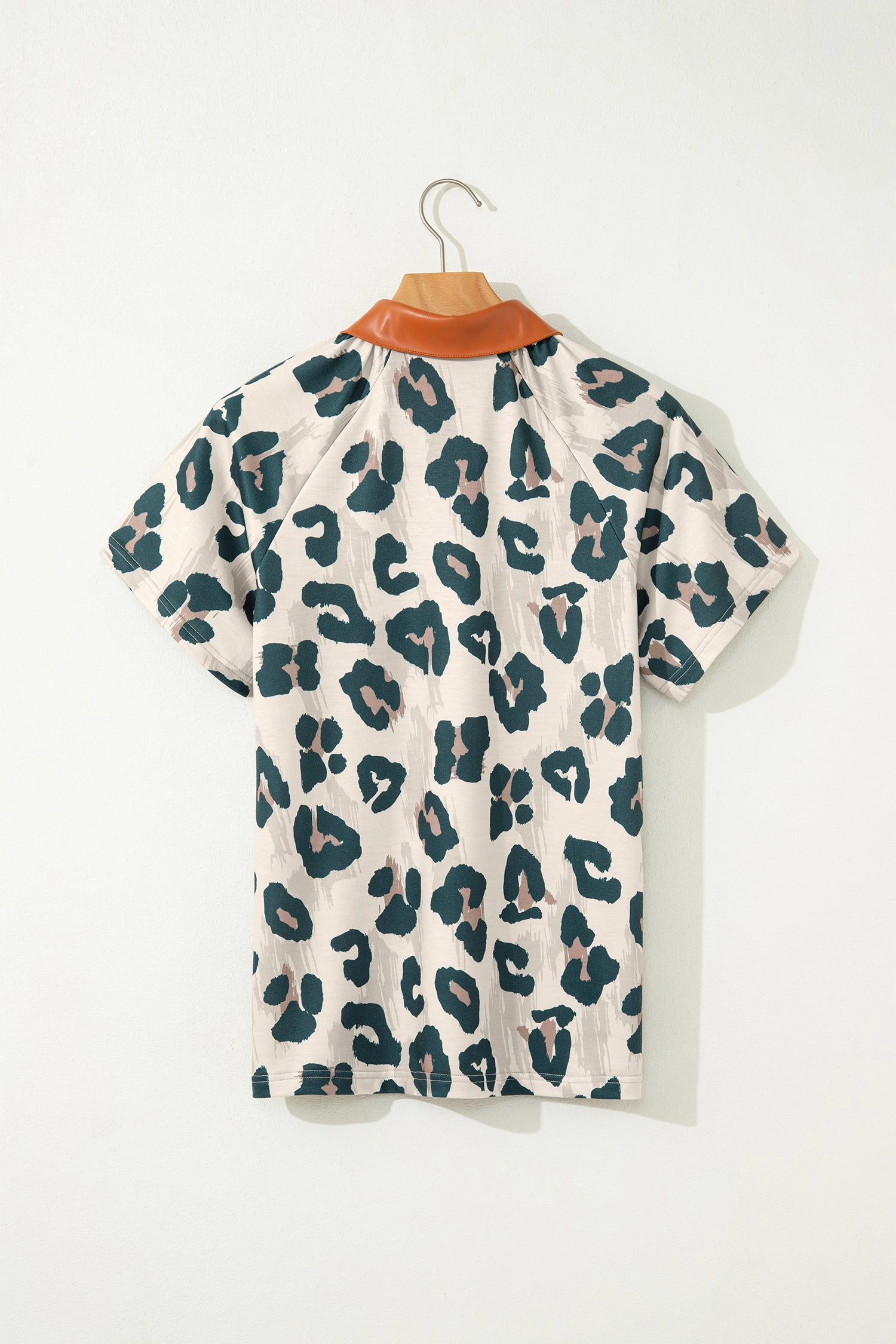 Threaded Pear Women's Madelynn Collared Short Sleeve Blouse