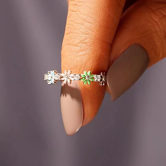 Small Multicolor Floral Daisy Ring for Women Elegant Sunflower Enamel Ring