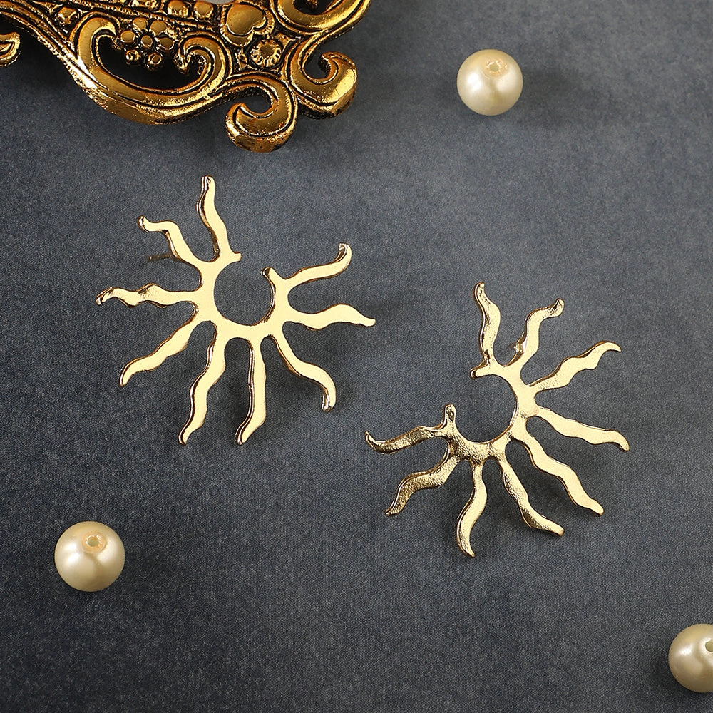 SOHI Women's The Sol Drop Earrings