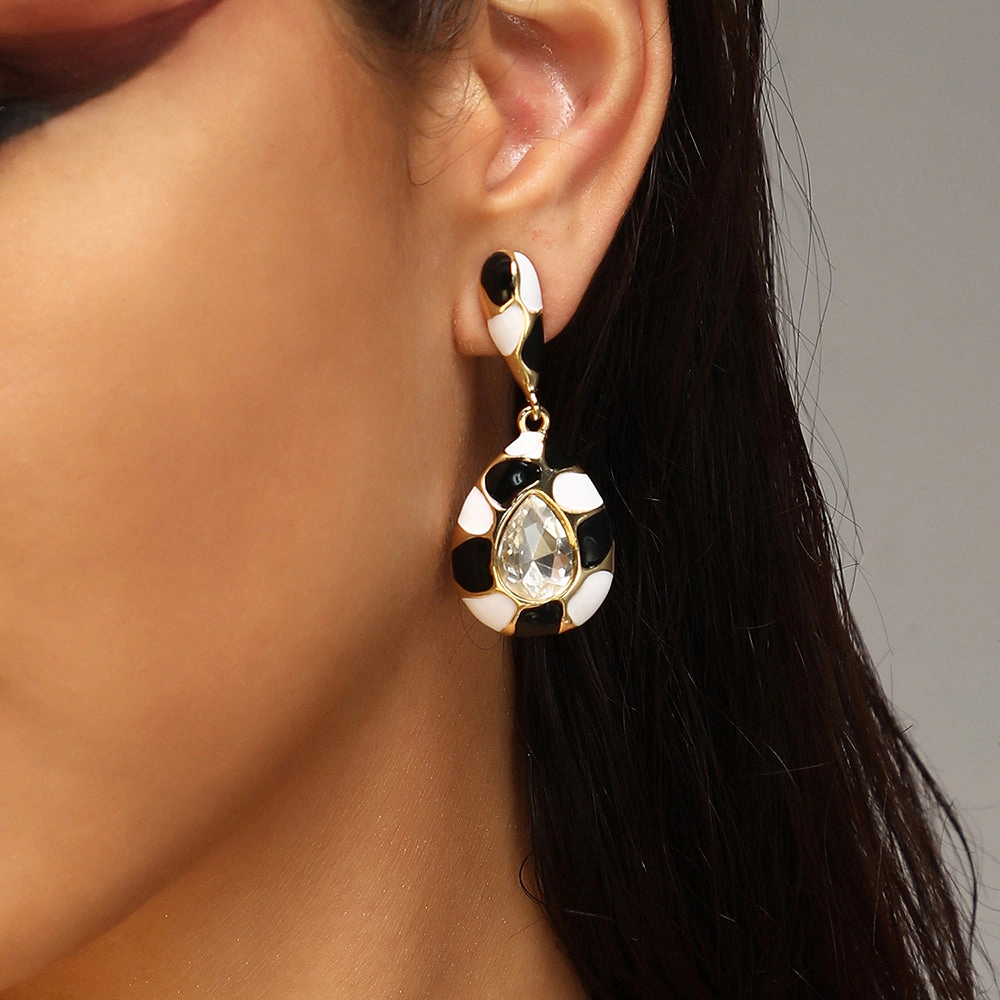 SOHI Women's The Cleo Drop Earrings