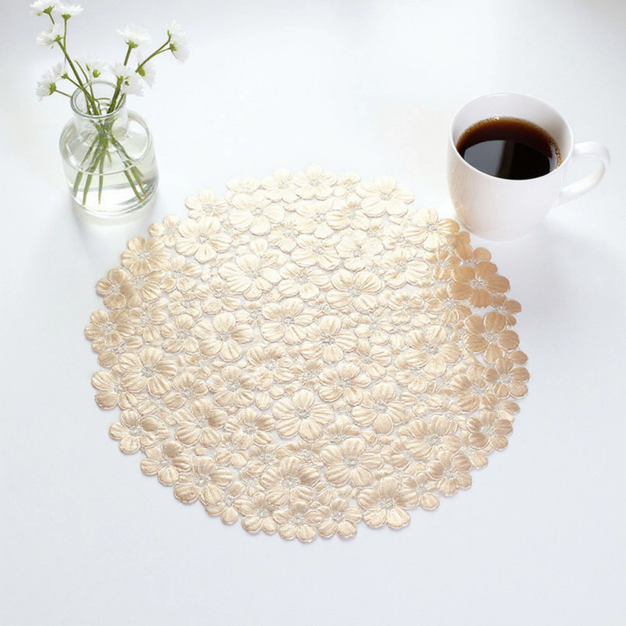 Alilang Unisex 4-Piece Round Floral Cutout Placemat with Embroidered Petal Details