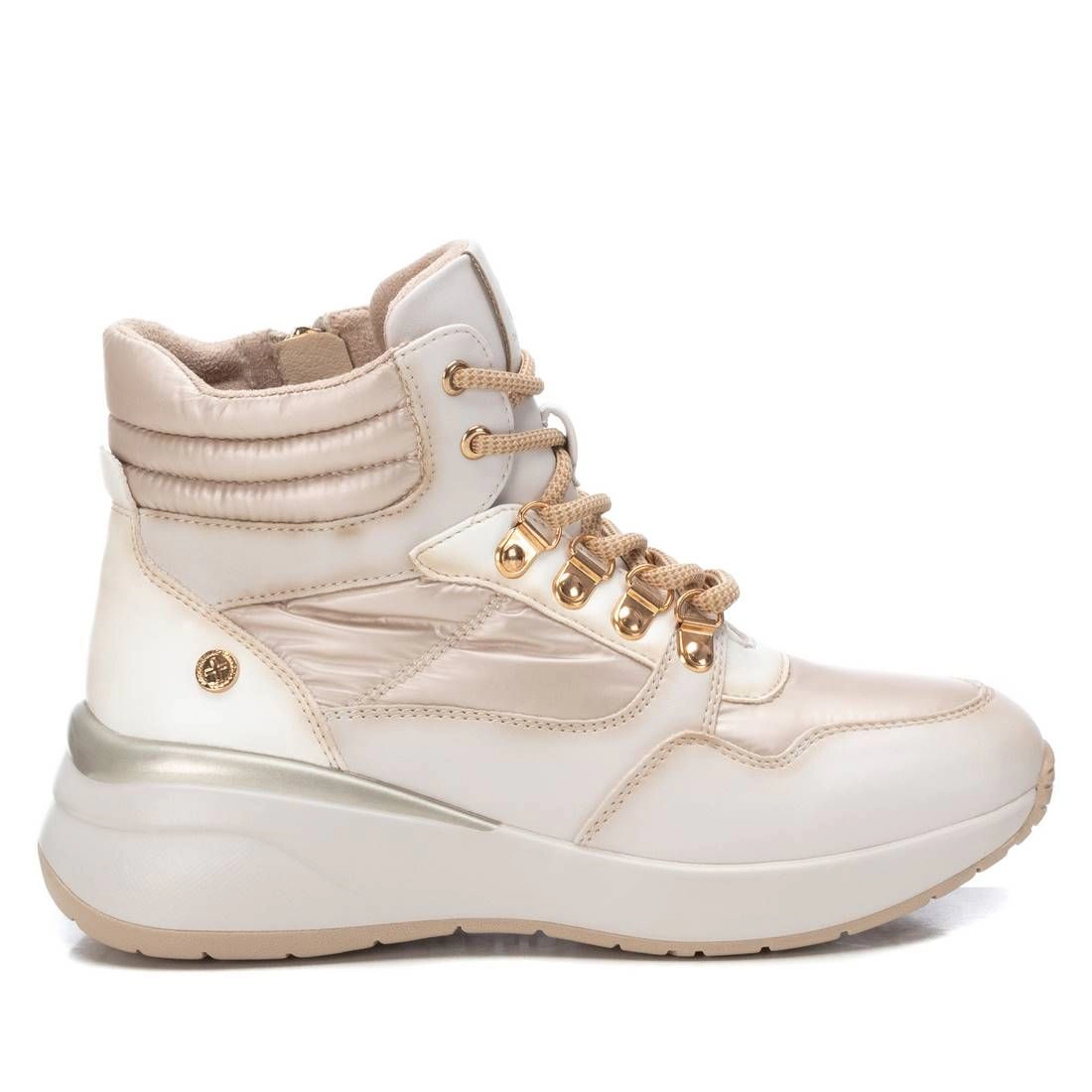 XTI Women's Quilted Wedge Sport Booties Heel