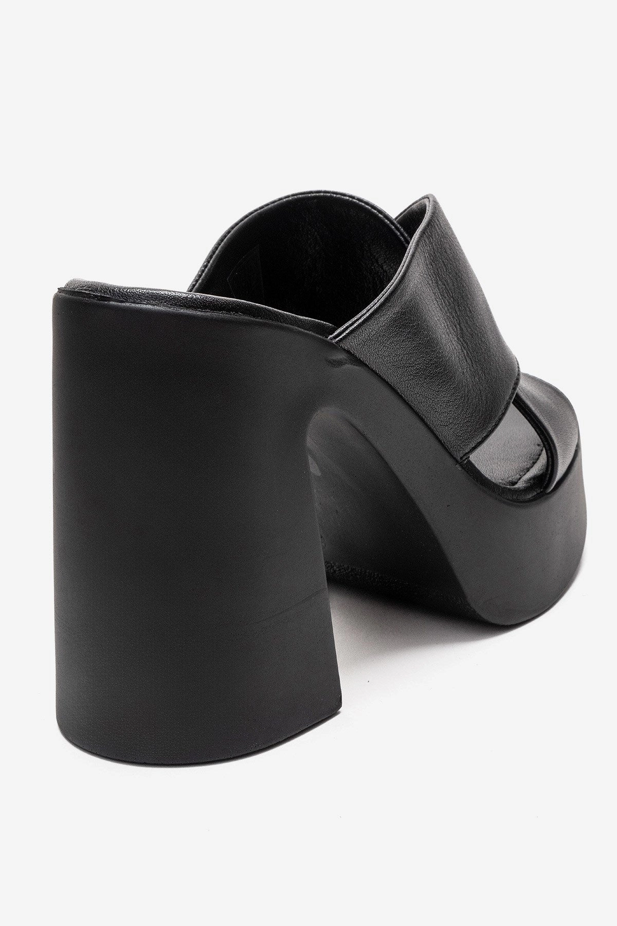 Forever & Always Womens Essenza Leather Platform Block Heel Sandal