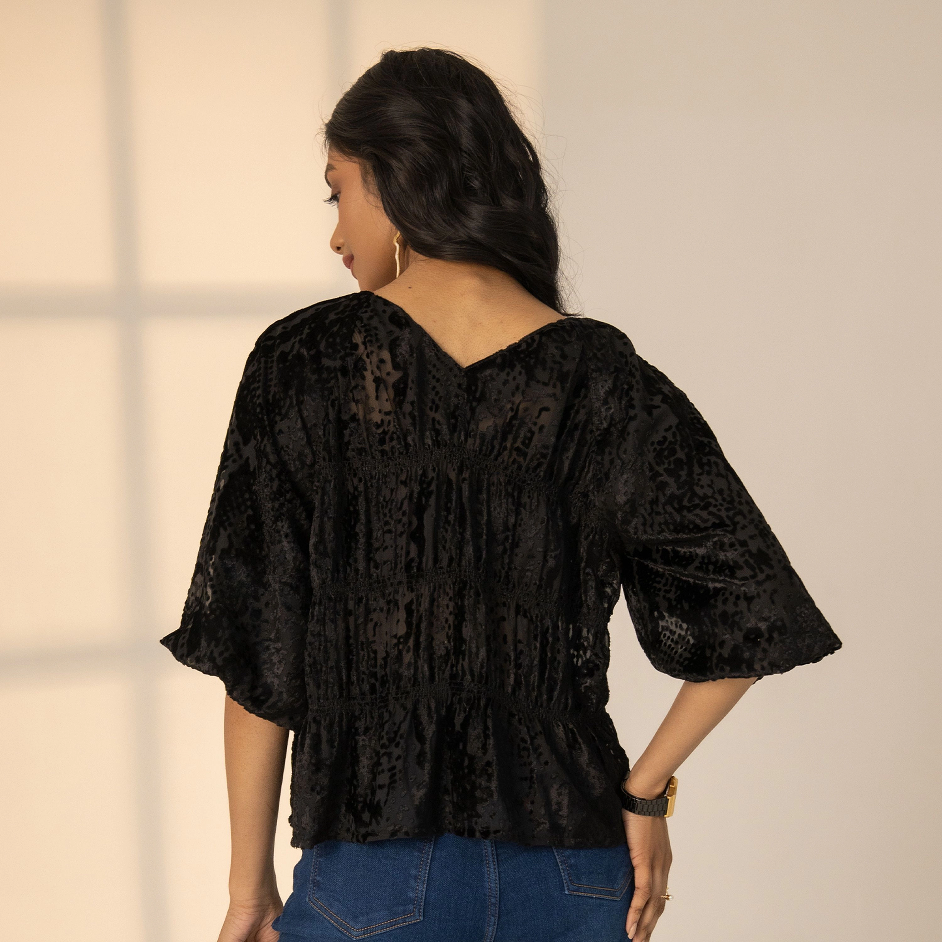 Rose & Nancy Women's Juniper Black Snake Velvet Blouse