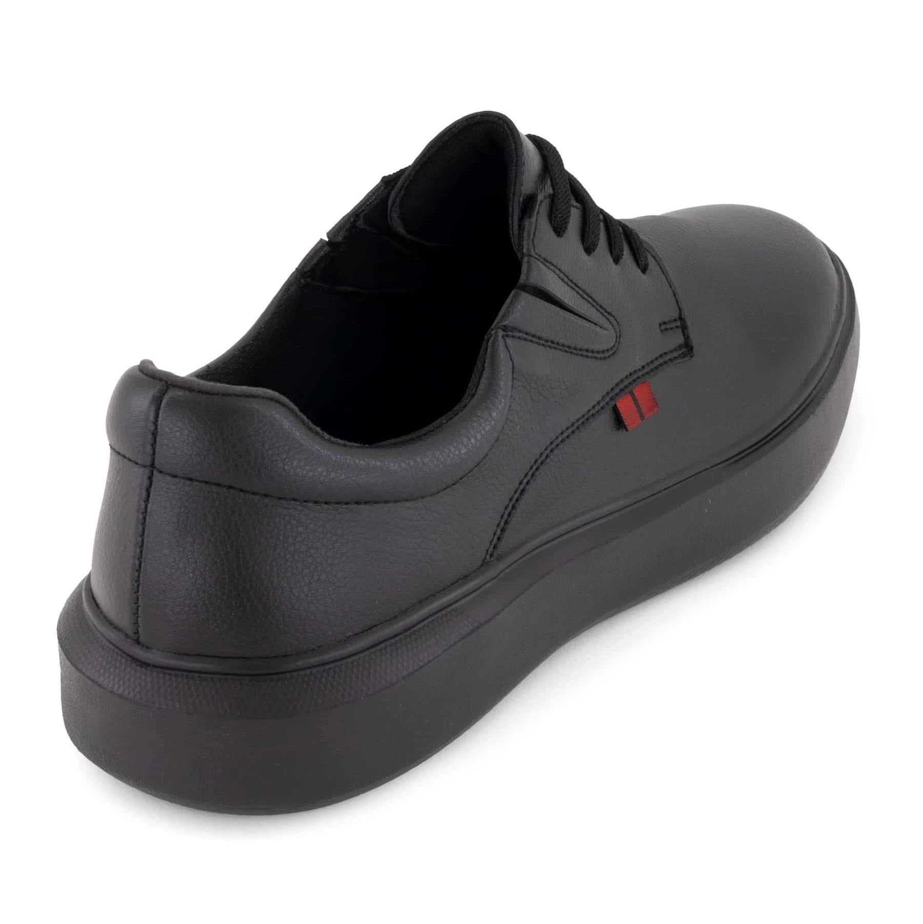 Andrea Men, Mens Flats