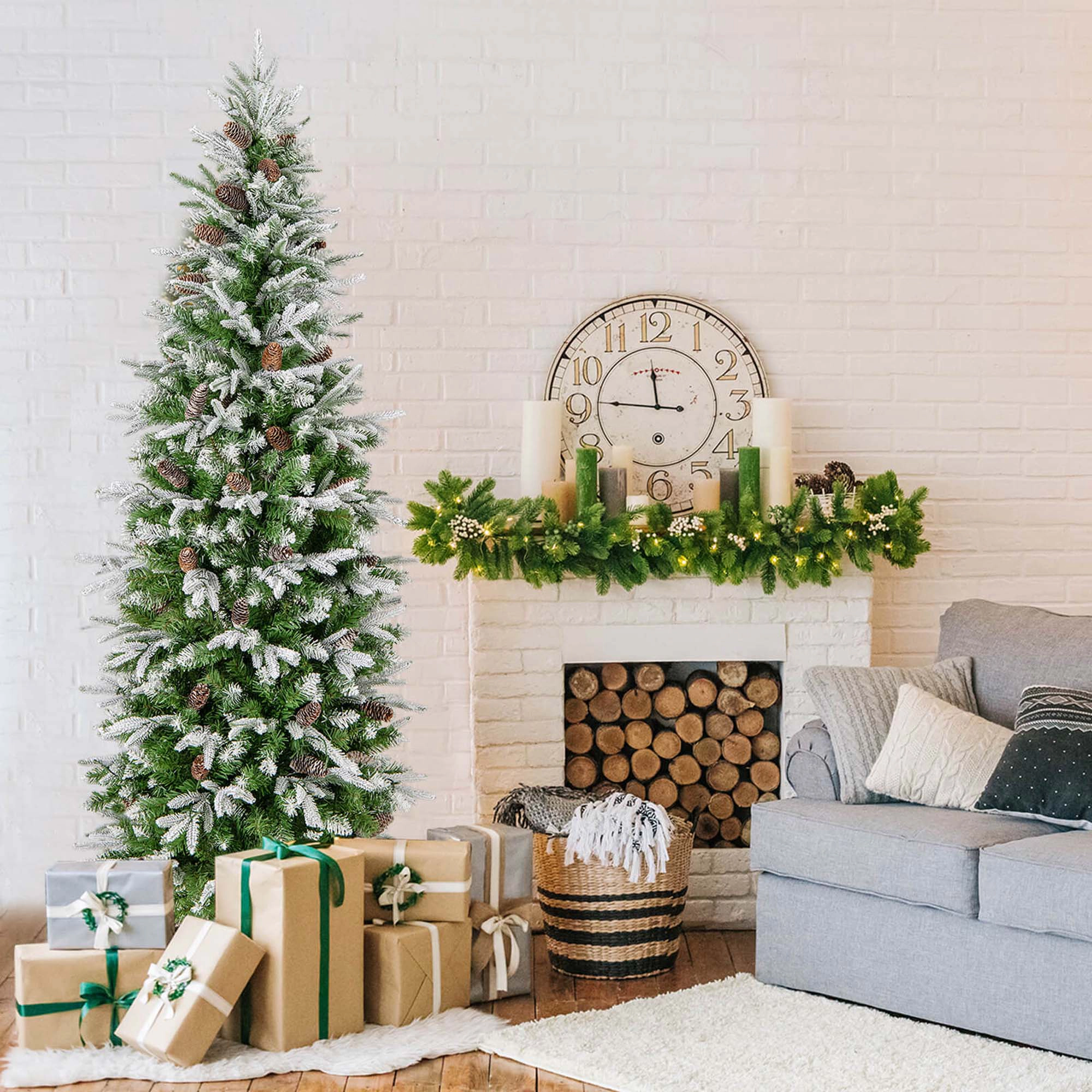 Costway 6/7.5/9 FT Flocked Christmas Tree with 913 PE PVC Branch Tips 280/350/470 Warm LED Lights