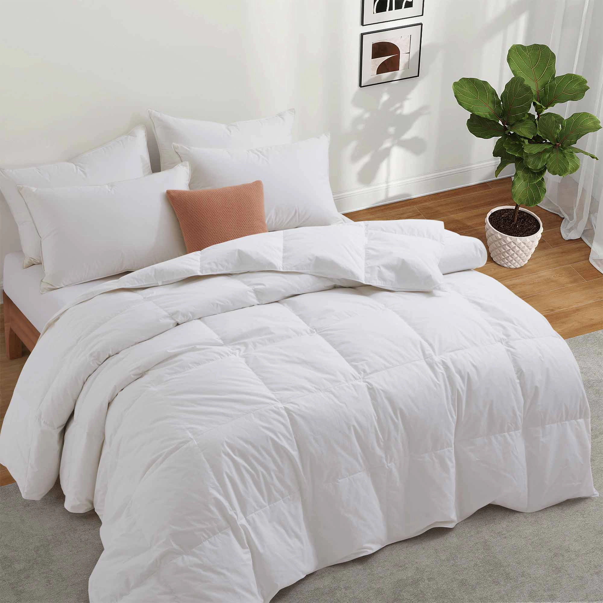 PEACENEST Goose Feather Fiber Comforter with Cotton Shell All Season Bedding