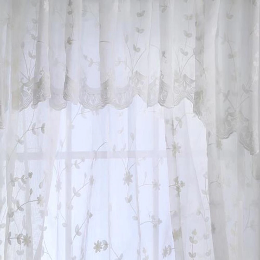 Commonwealth Habitat Grandeur Deep Scalloped Embroidery Pole Top Swag - 80x36" - White