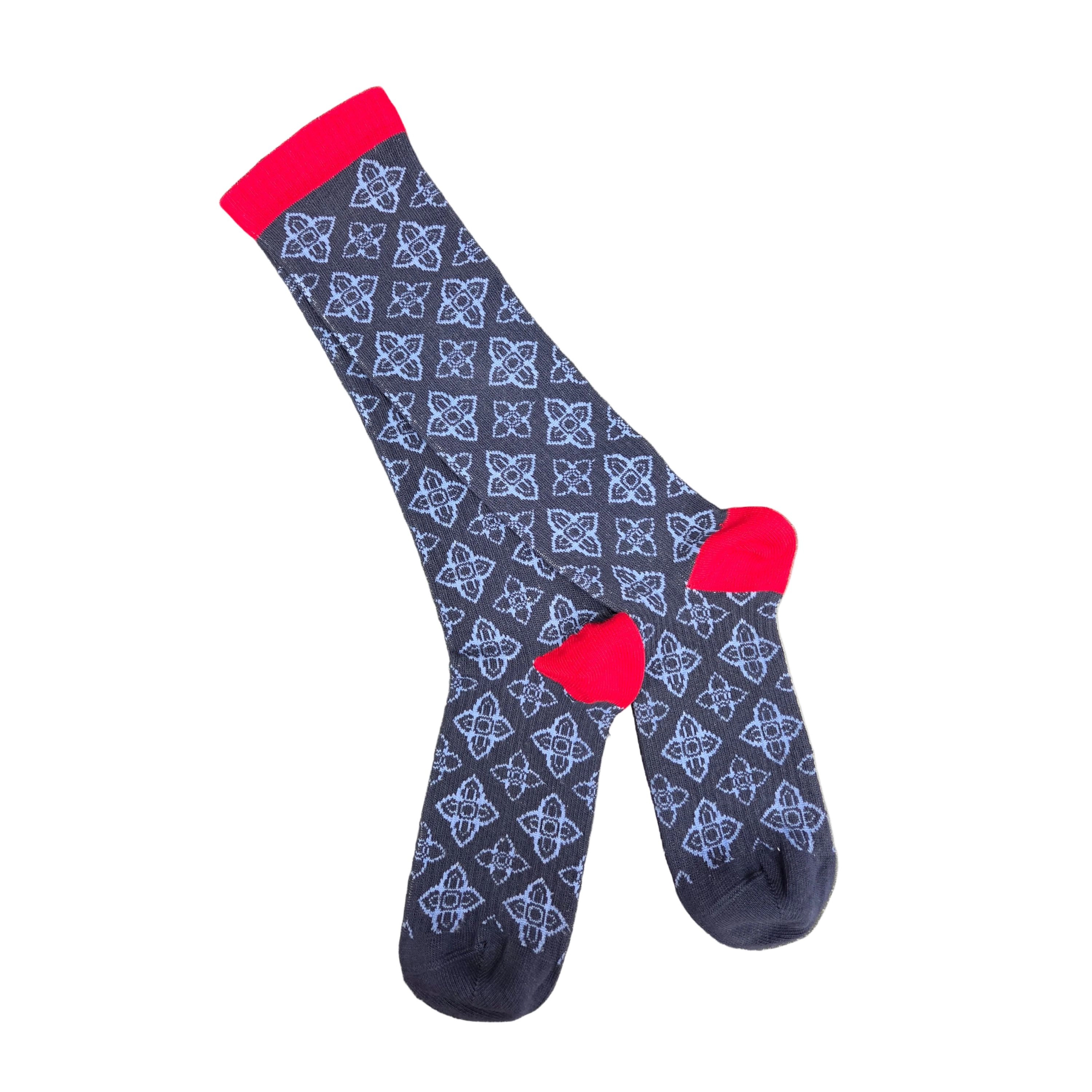 Wear Sierra Women's Light Compression Knee High Socks