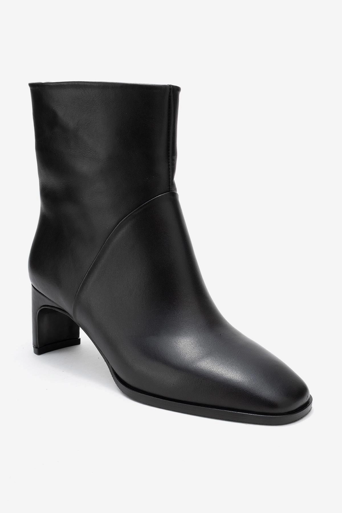 Forever & Always Womens Nordy Leather Boots