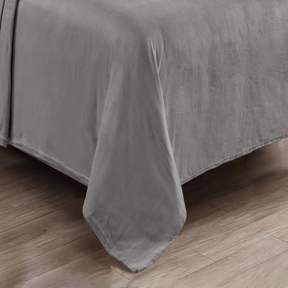 Plazatex Kansas Wrinkle Resistant Ultra Soft Solid Premium All Season Bed Sheet Set King Dark Grey